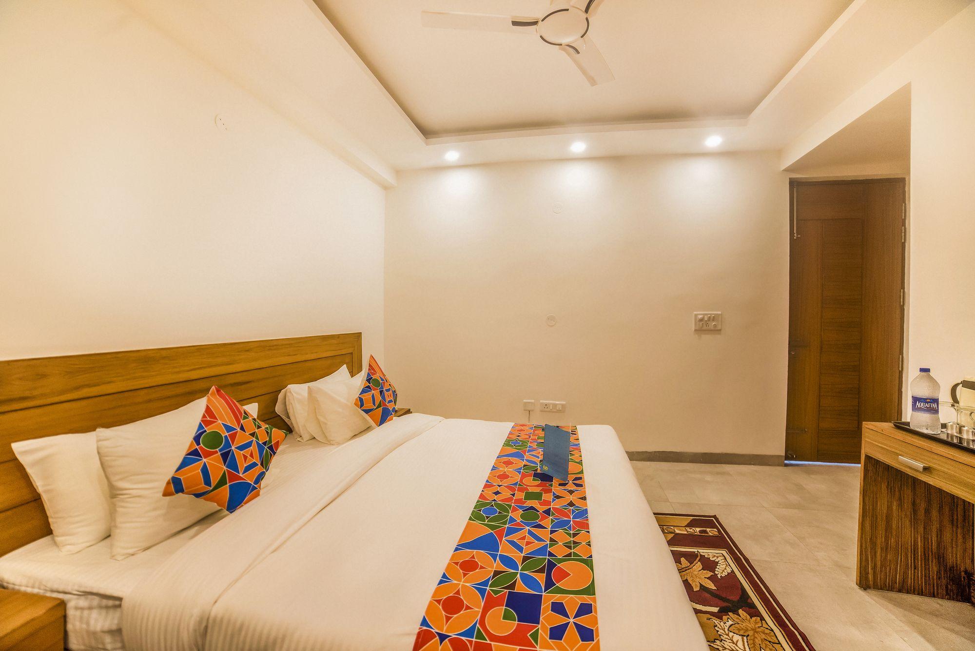 Fabhotel Emoji Gurgaon