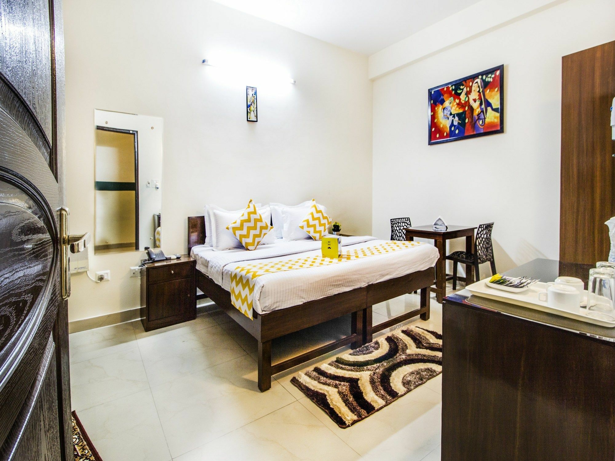 Hotel Fabhotel Mintstar Sector 38 3*