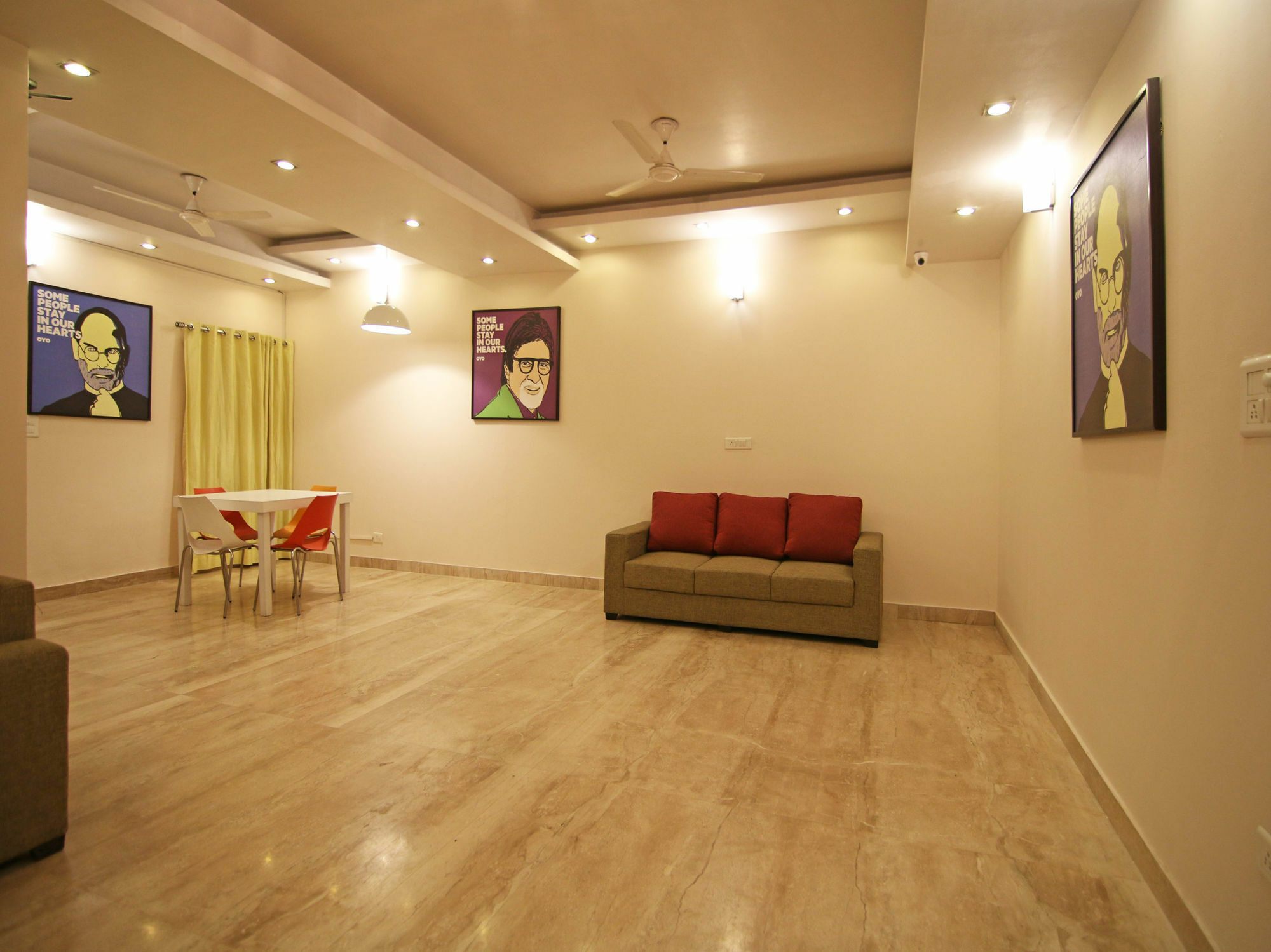 Oyo Flagship Unitech Cyber Park Hotel