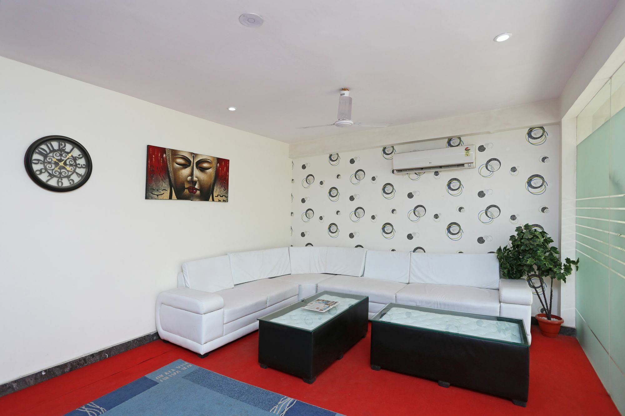 Oyo 6812 Aruma Residency 2*