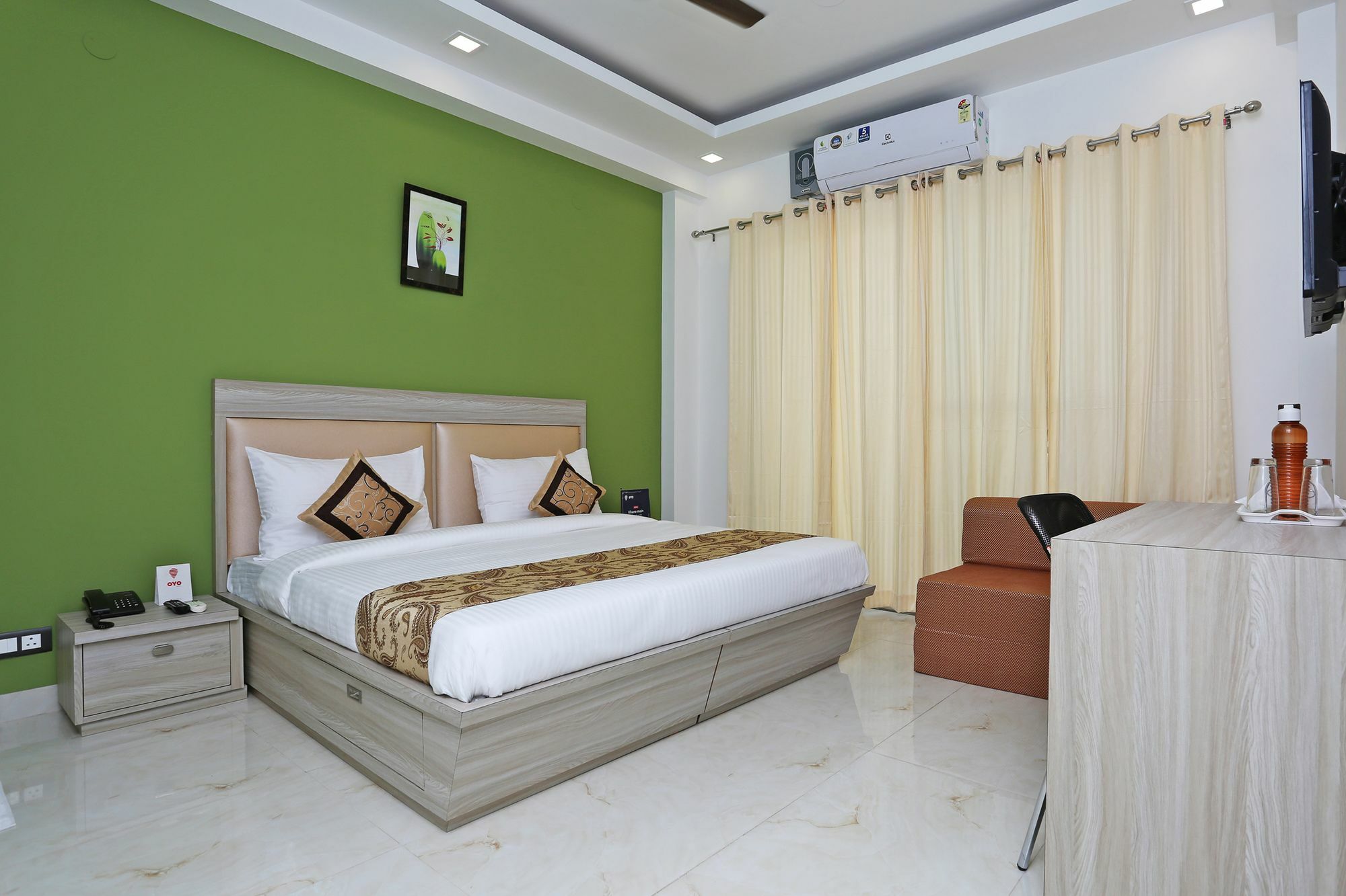 Oyo 9934 Nirmal Niwas Hotel 3*