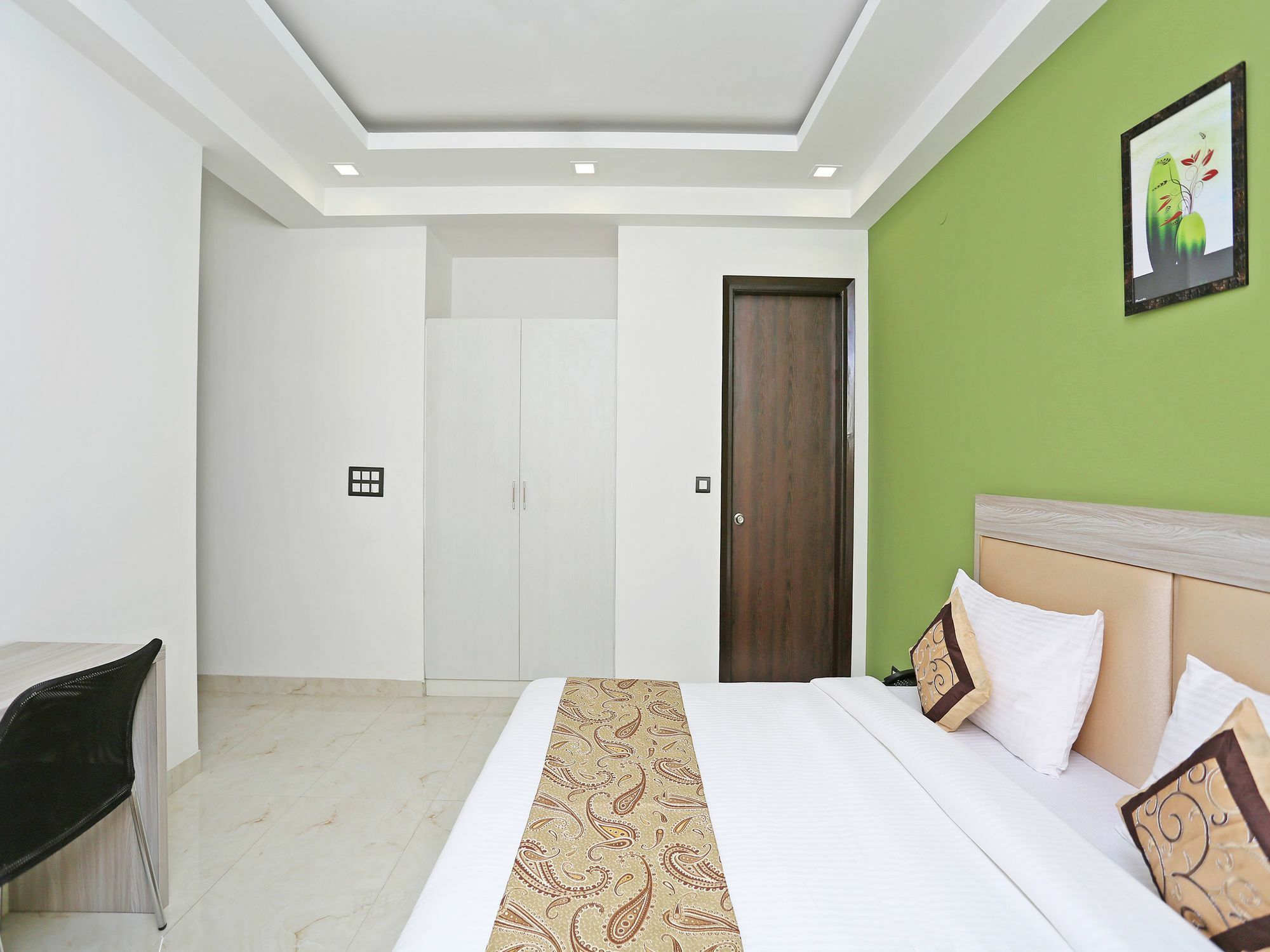 Hotel Oyo 9934 Nirmal Niwas 3*