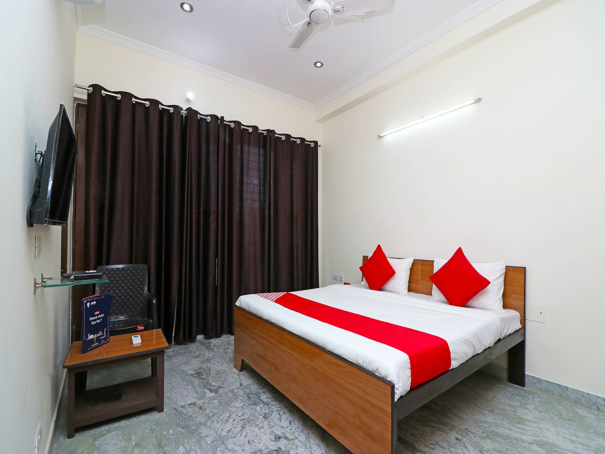 Hotel Oyo 15736 Little Residency
