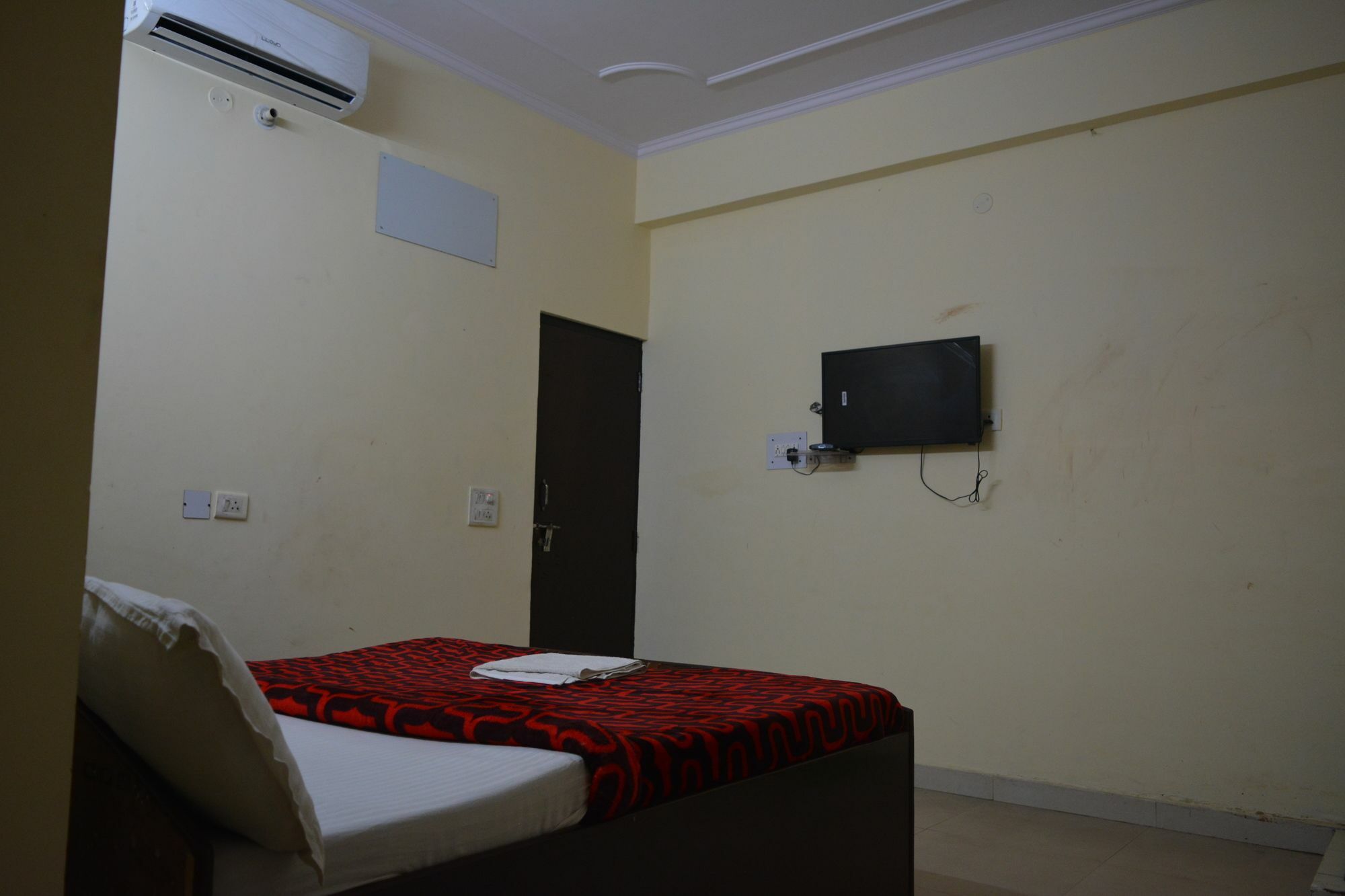 Hotel Shubham 3*
