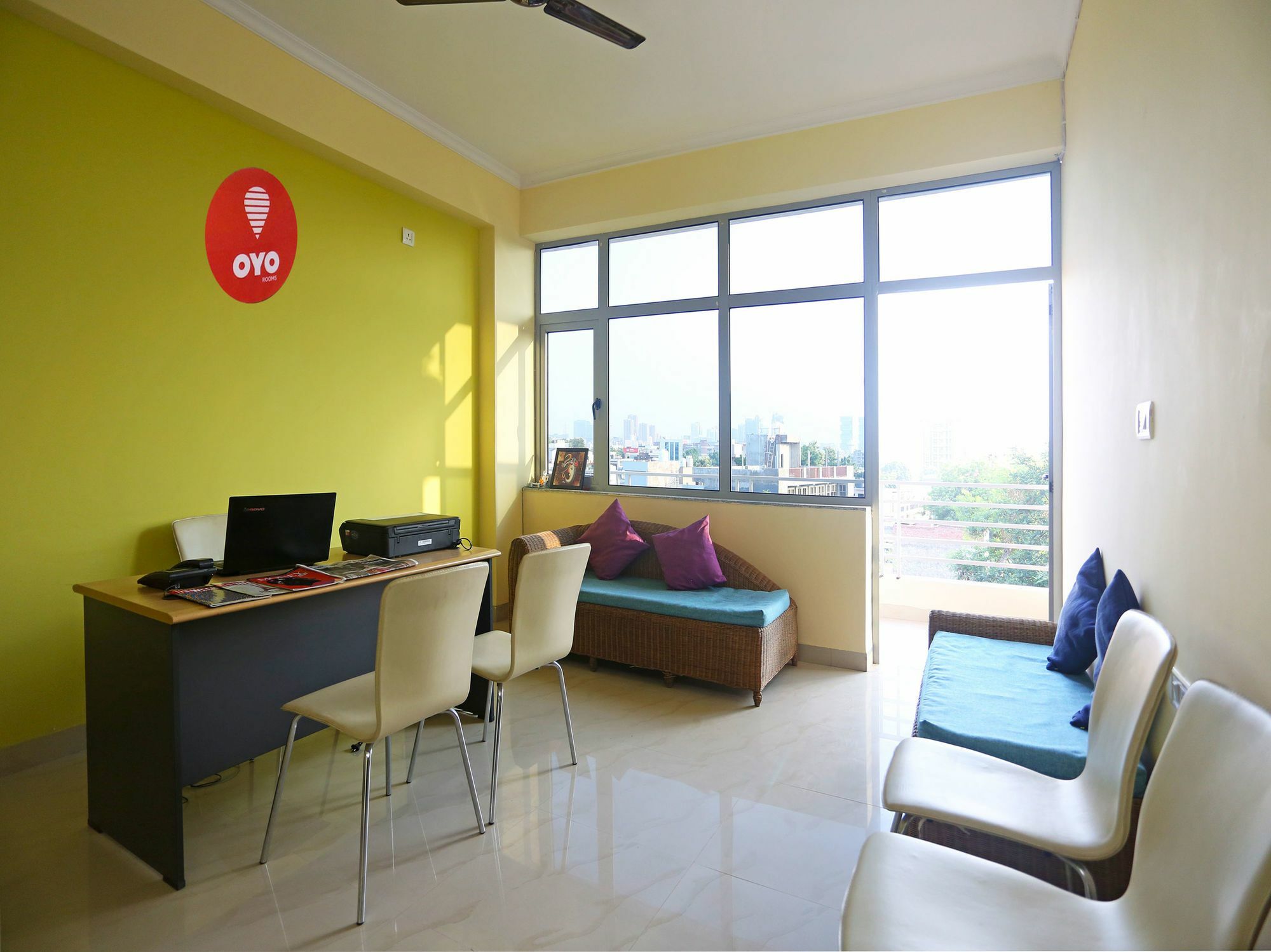 Oyo 9461 Sector 56 Hotel