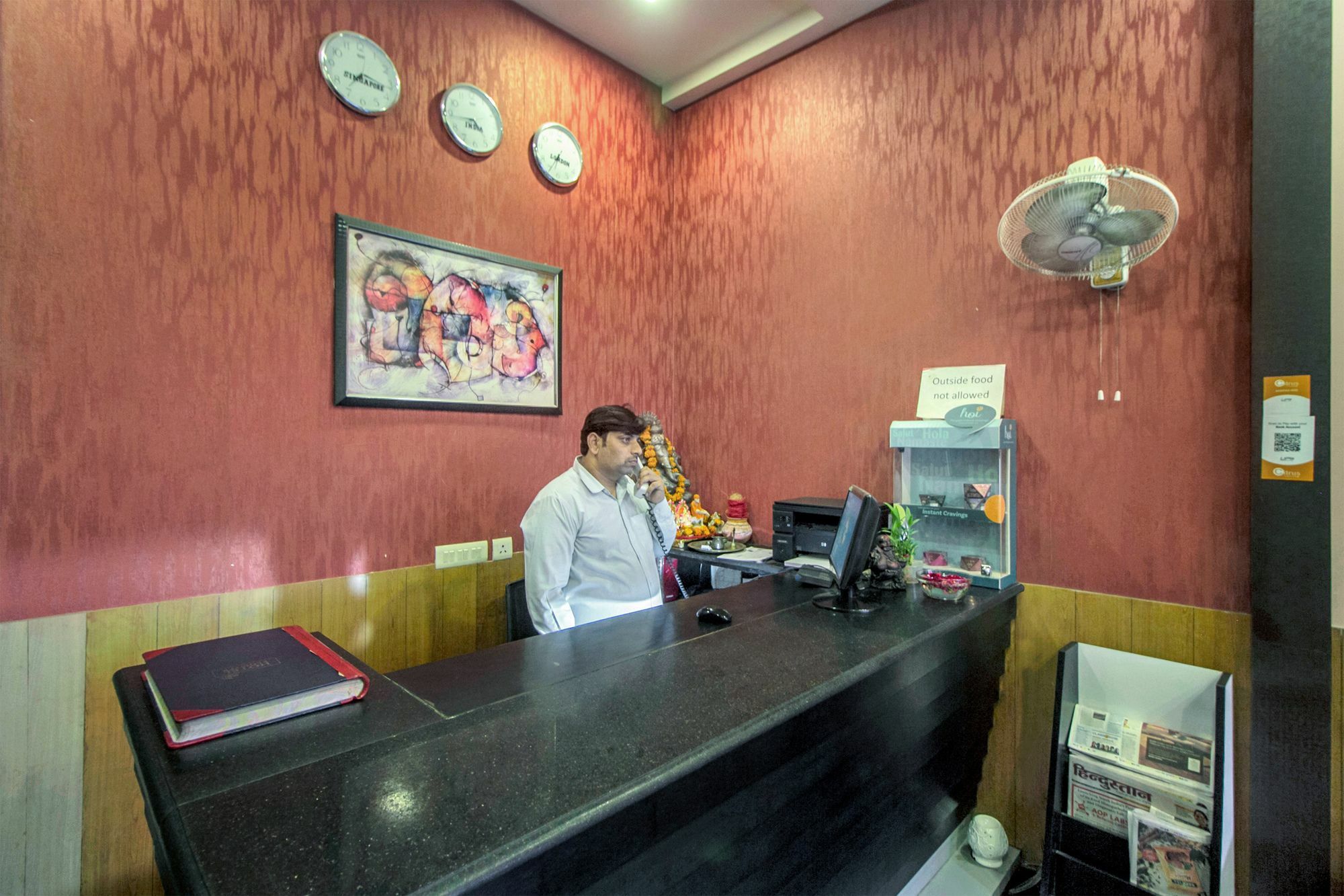 Oyo 8526 Sd Royal Hotel