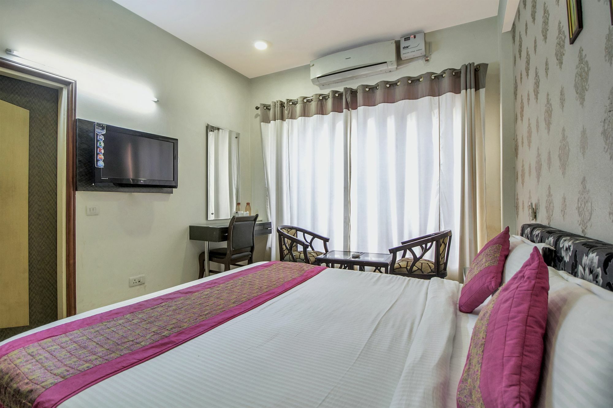 Hotel Oyo 8526 Sd Royal Gurgaon