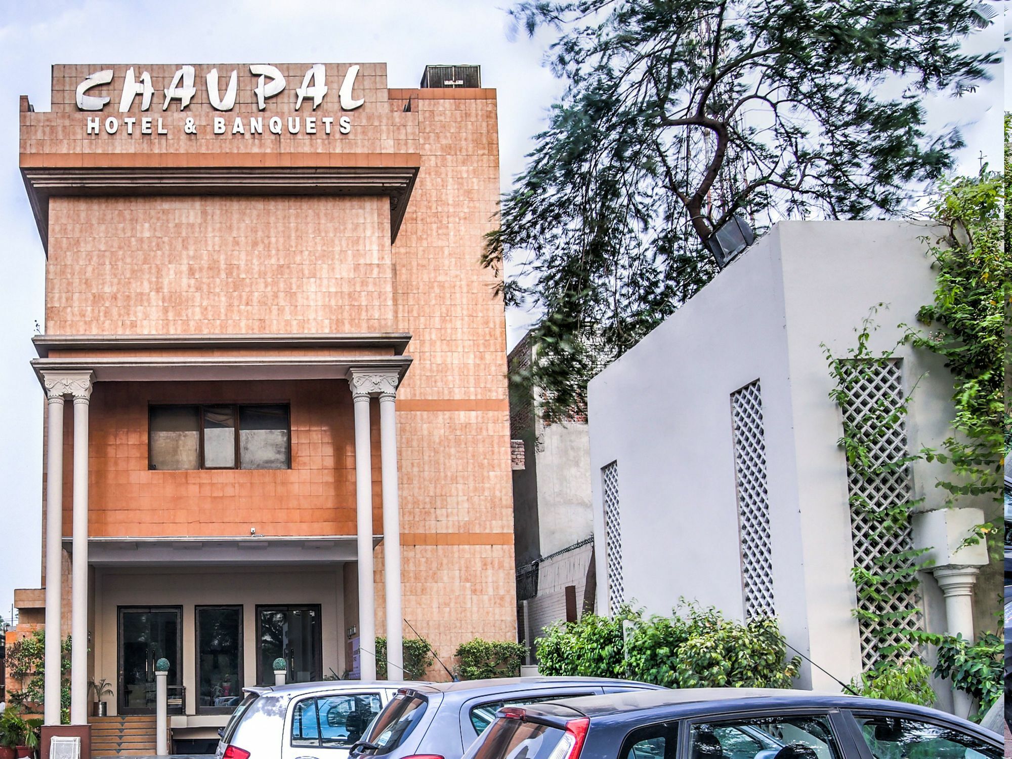 Hotel Oyo 14443 Flagship Chaupal Gurgaon