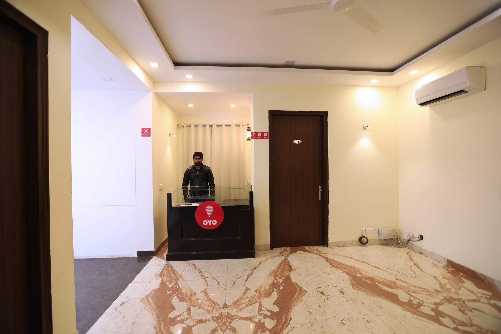 Hotel Oyo 10889 Residency