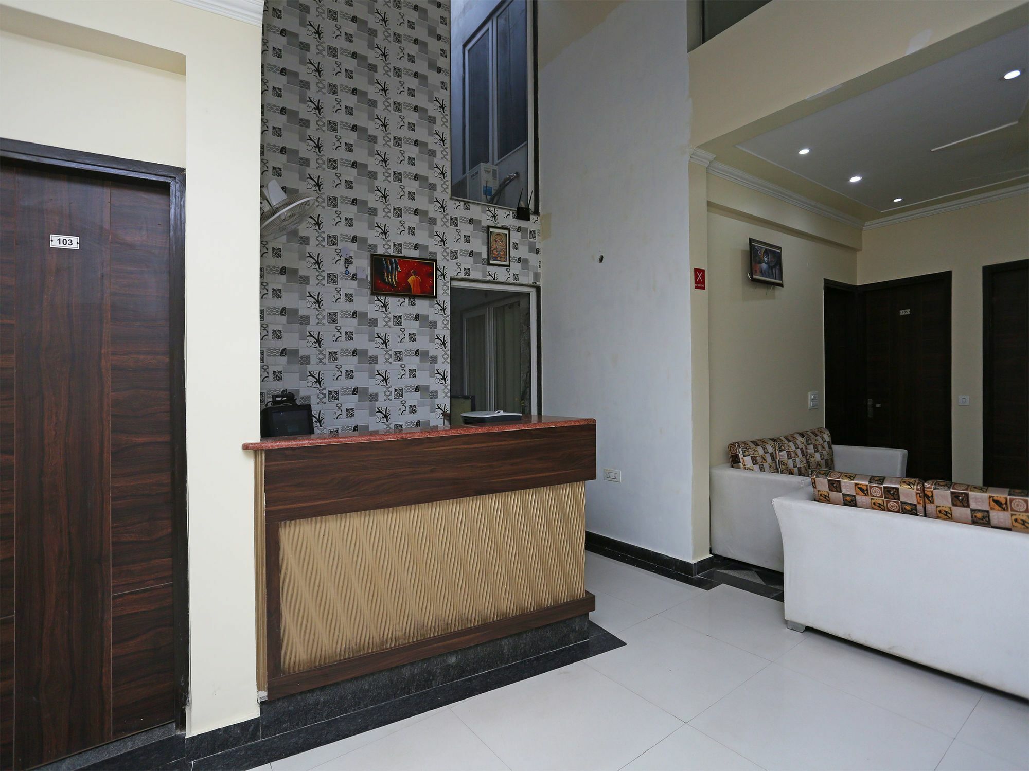 Hotel O Vaas One Thirty Two 3*