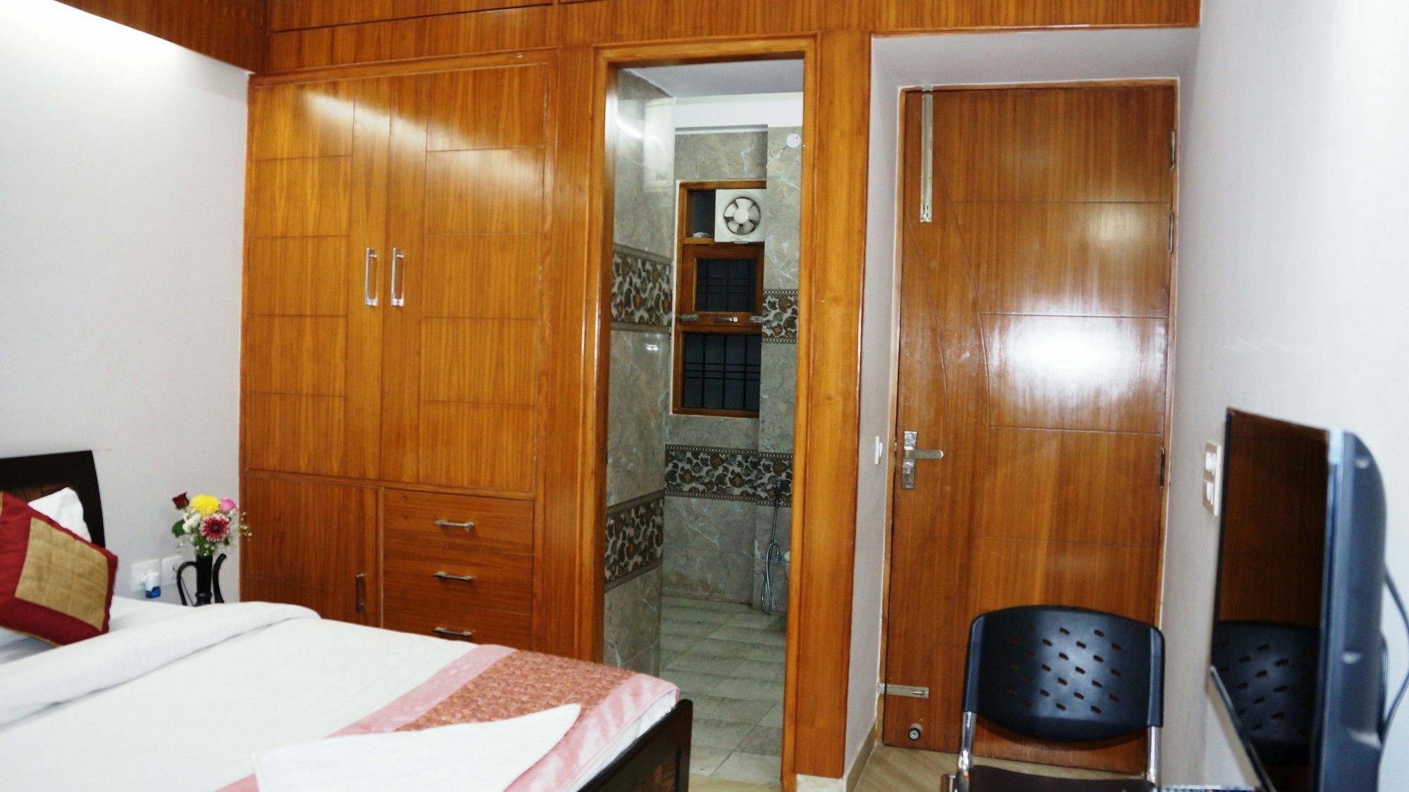 Maxfort Hospital 3*