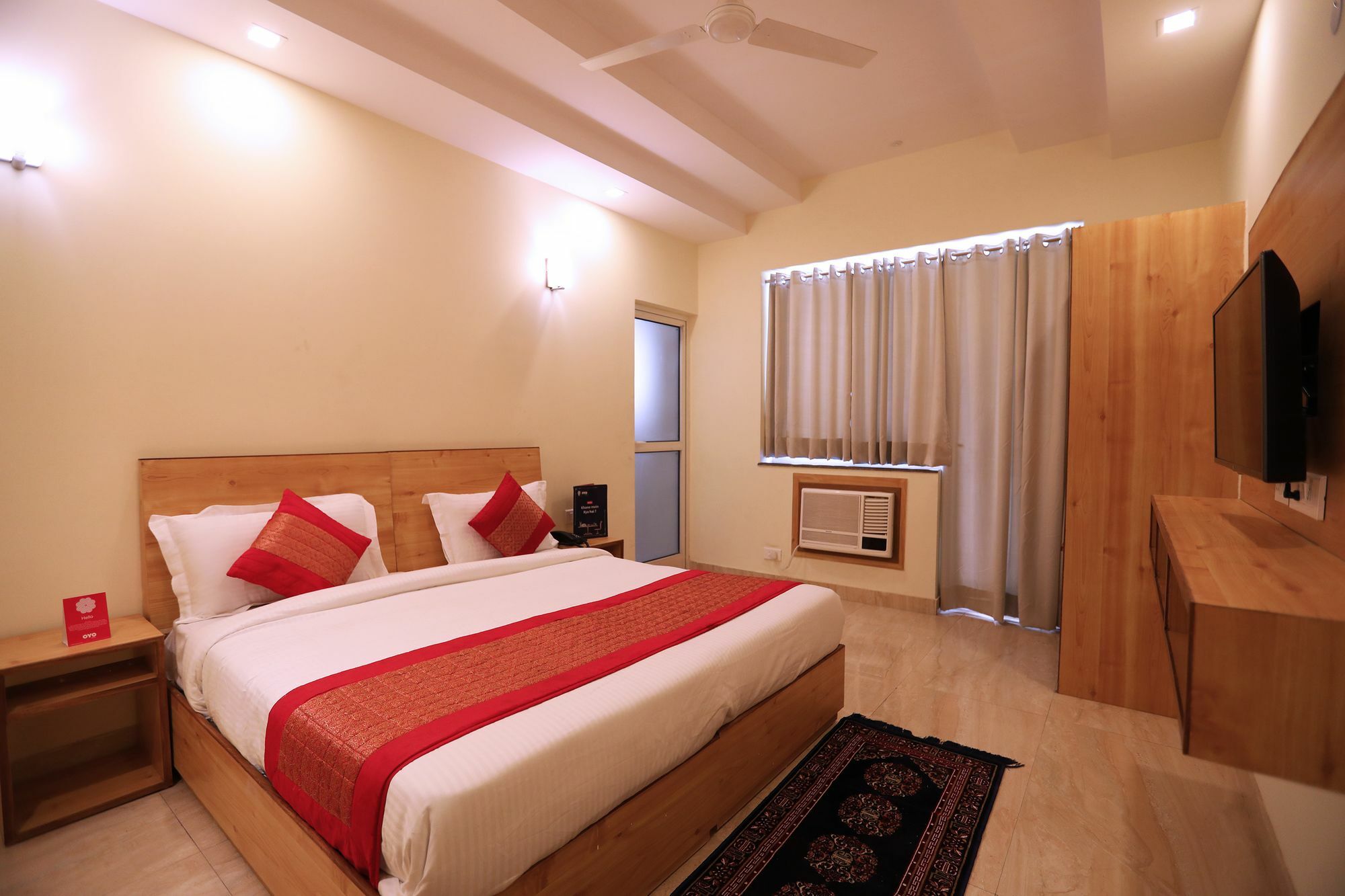 Oyo 10889 Residency Hotel