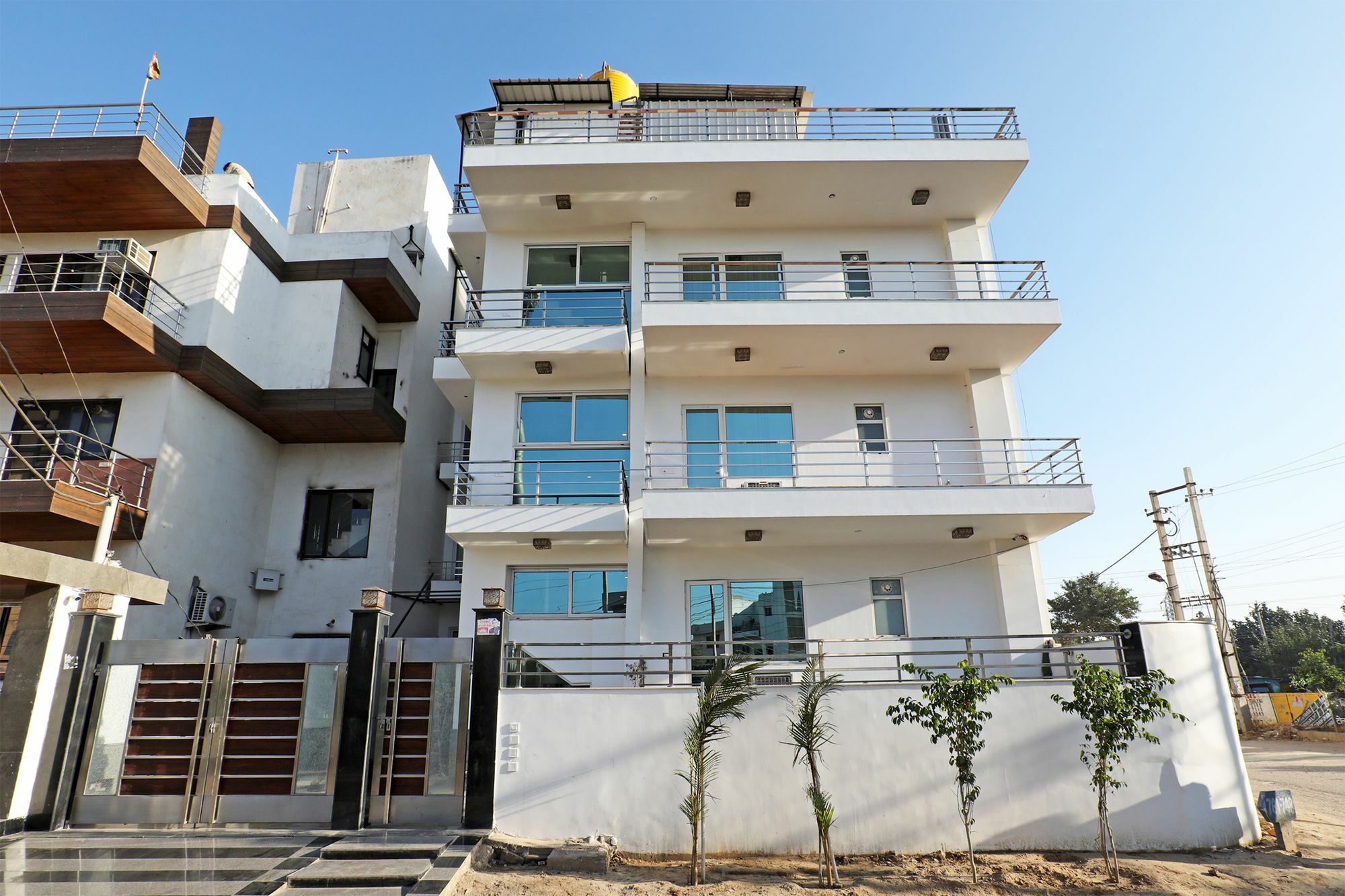 Oyo 10889 Residency Hotel Gurgaon