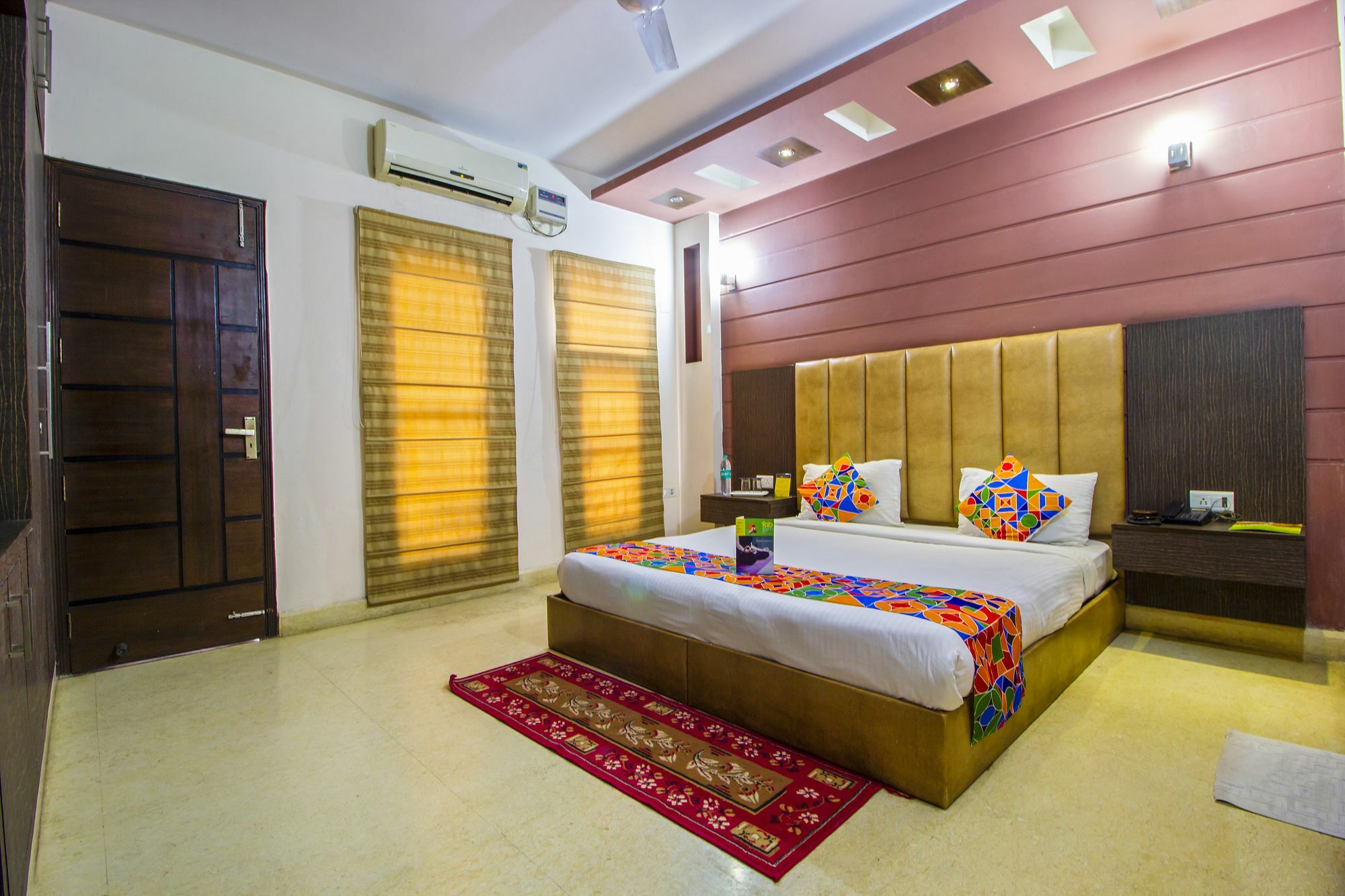 Fabhotel Moon Hospitality Dlf Phase 3 Hotel 3*