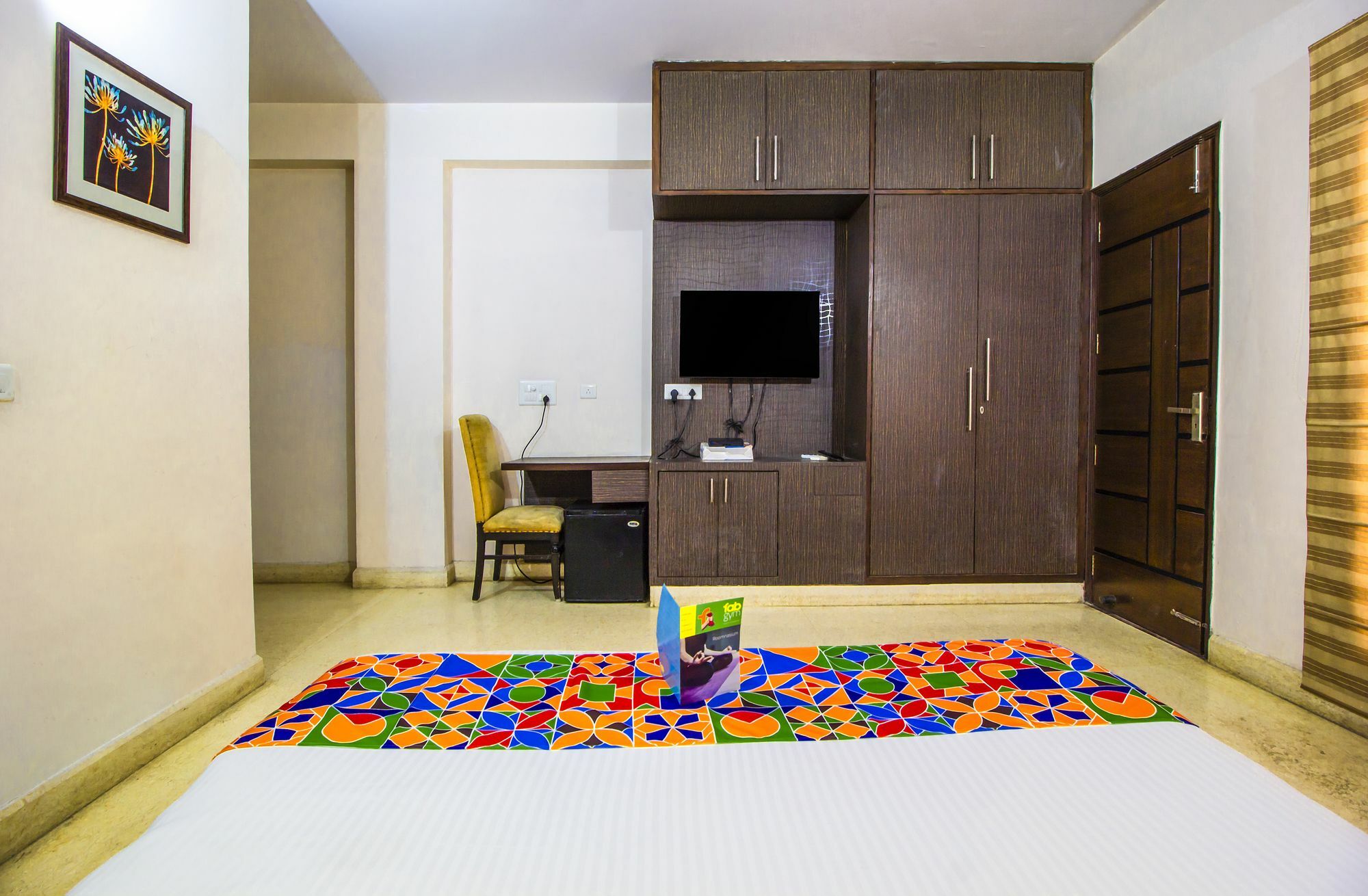 Fabhotel Moon Hospitality Dlf Phase 3 Hotel Gurgaon
