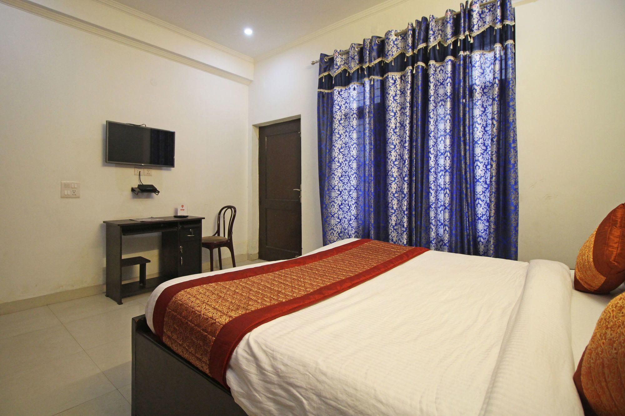 Hotel Oyo 7526 Near Artemis Hospital Gurgaon