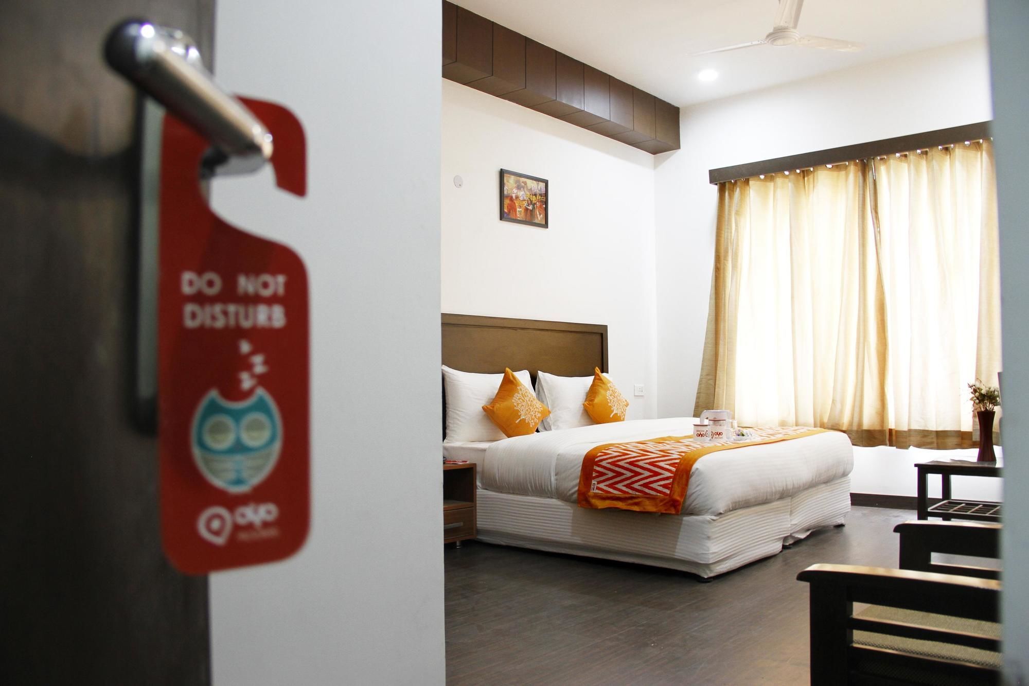 Hotel Oyo Sector 15 Part 2 Gurgaon