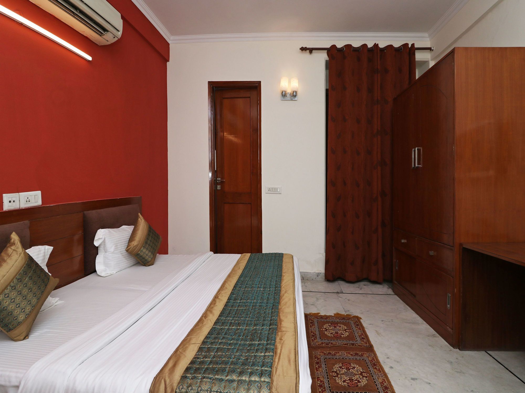 Oyo 11434 Ab Residency Hotel