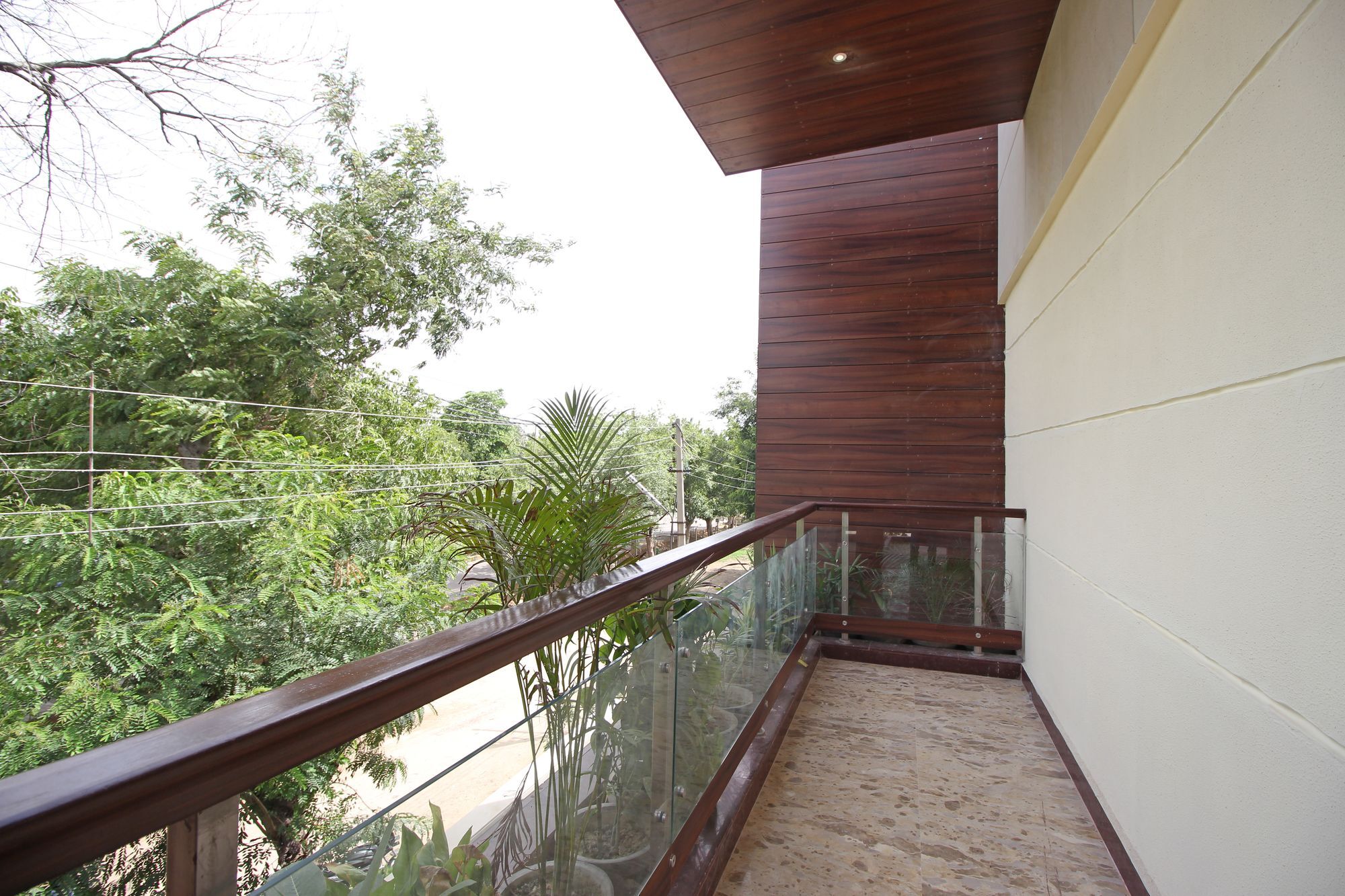 Oyo 6135 The Motif 3* Gurgaon
