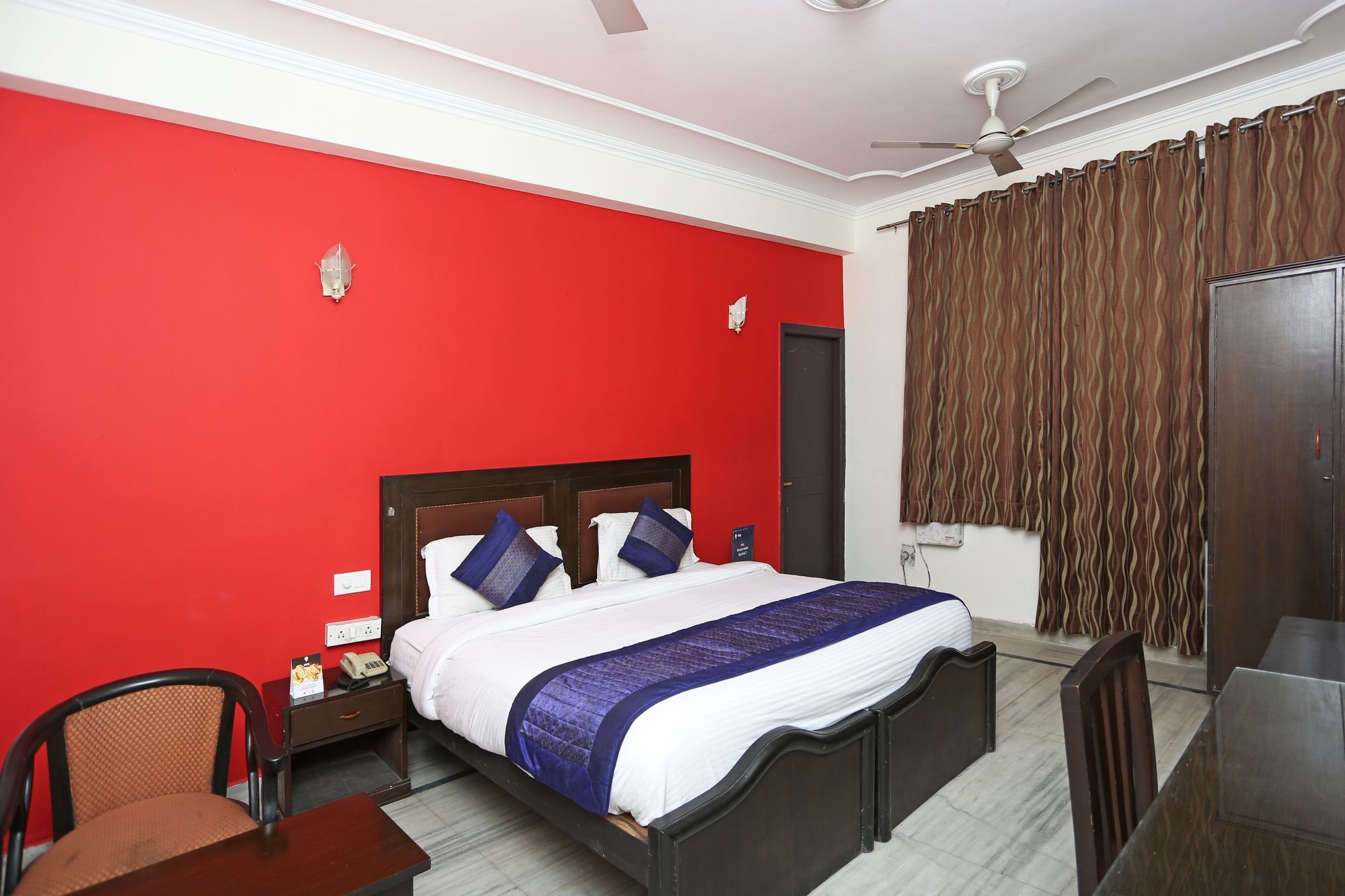 Oyo 3251 Royal Gurgaon