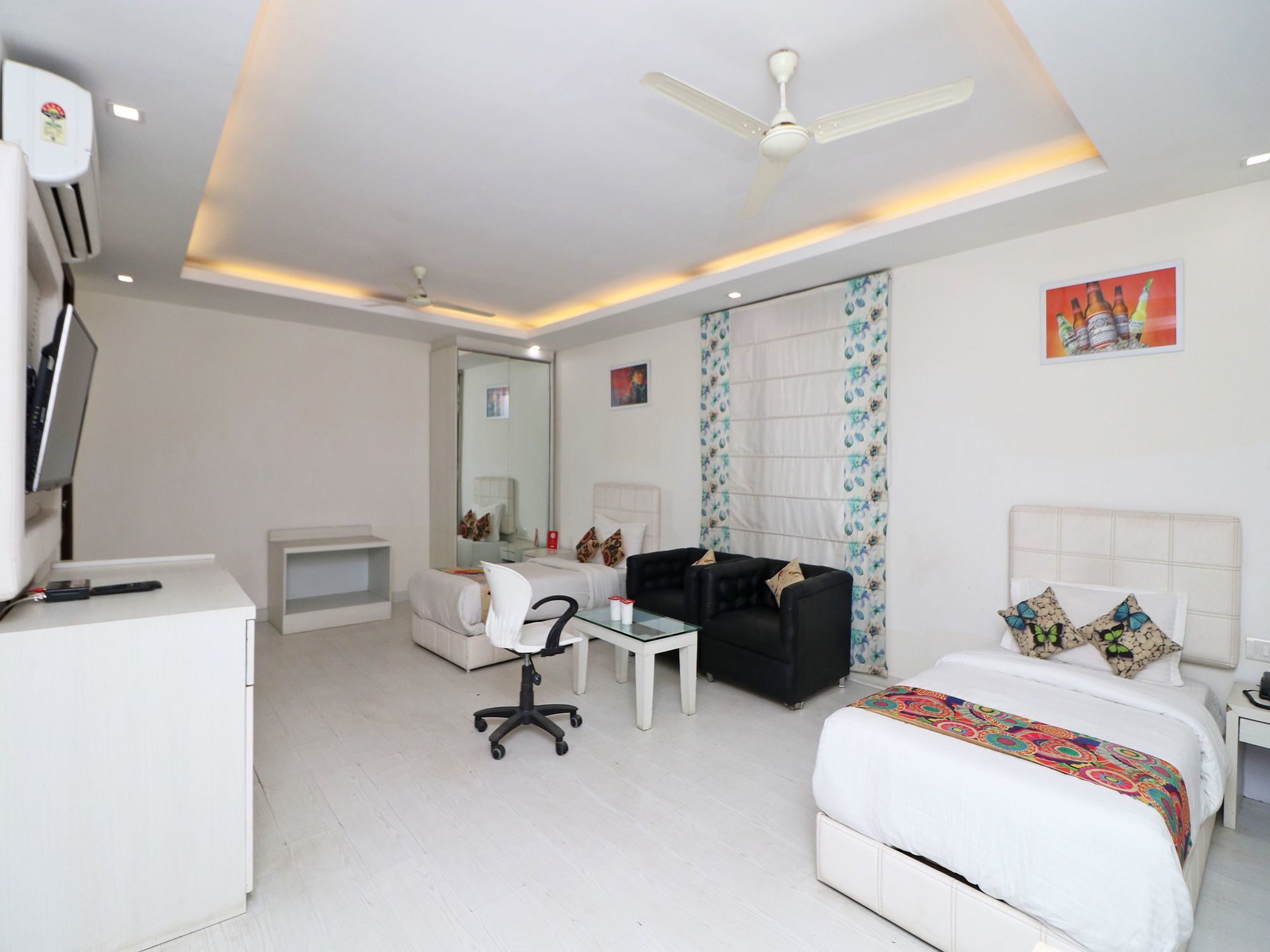 Oyo 12346 Siris Hotel 3*