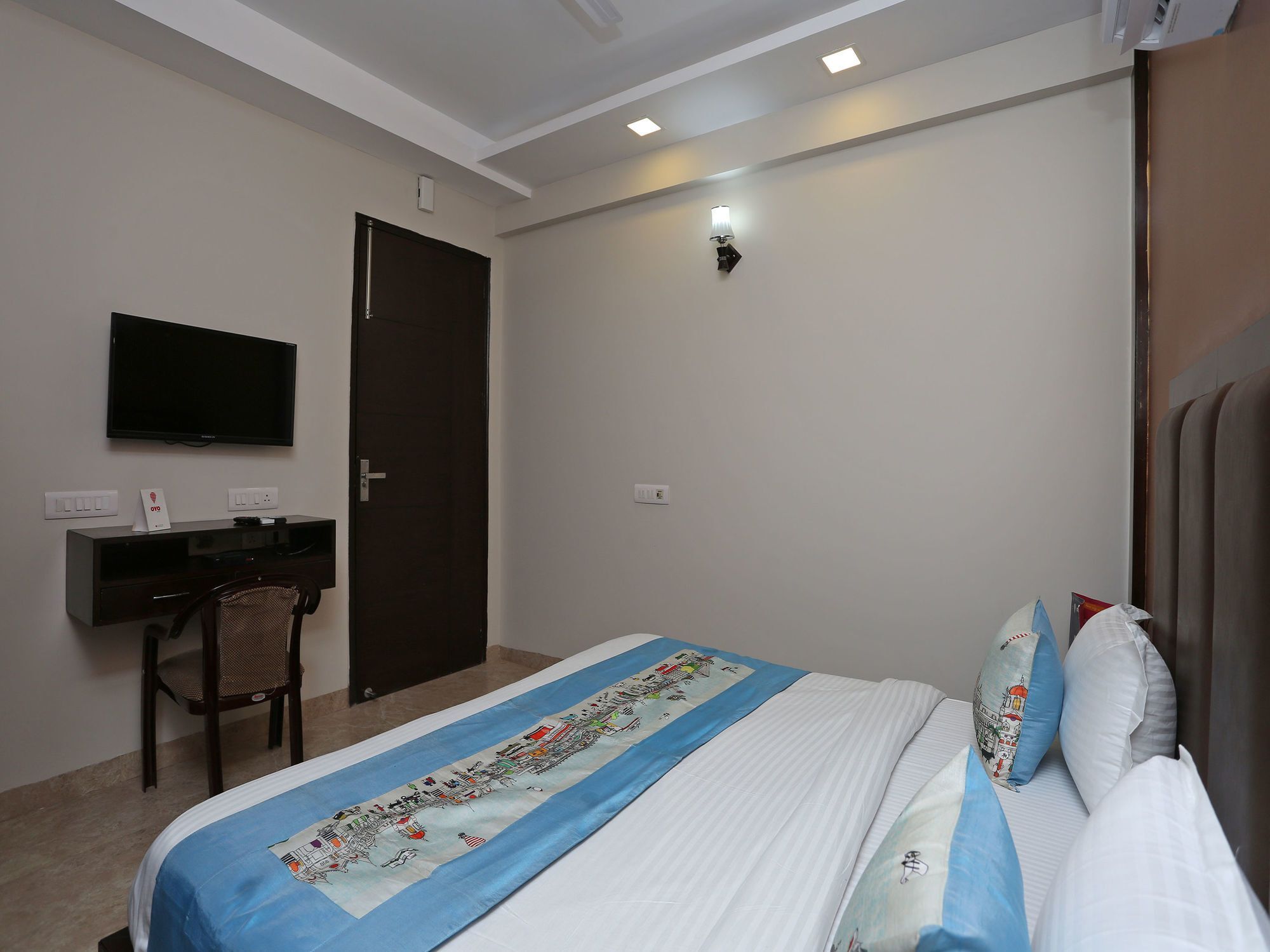 Hotel Oyo 14330 Wow Homes