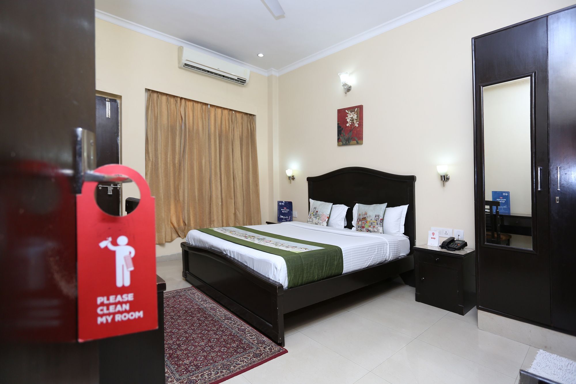 Hotel Oyo 9188 Near Dlf Phase 1 Gurgaon