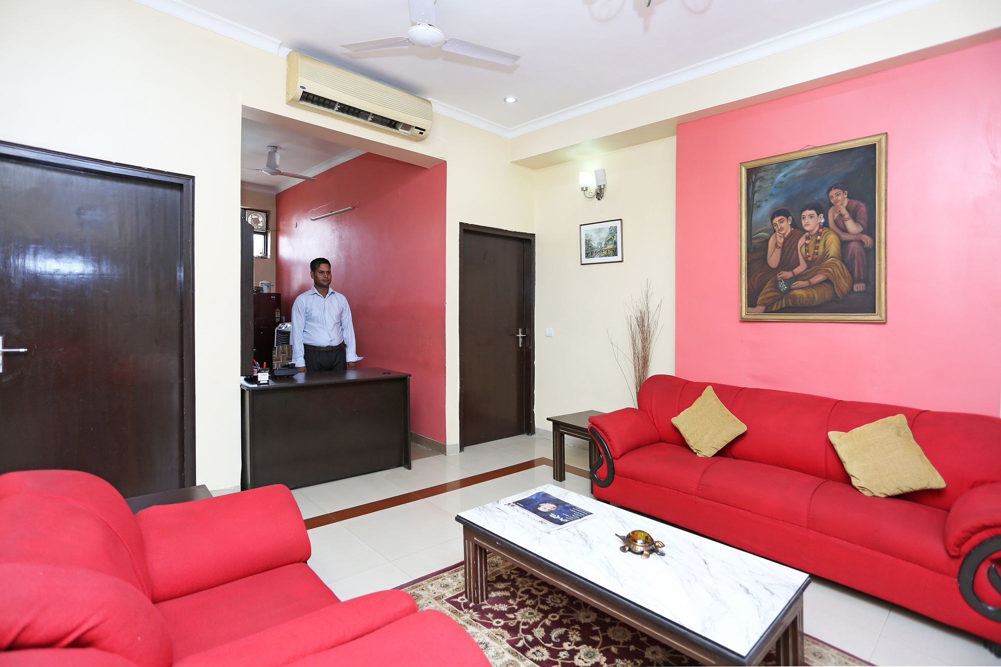Oyo 9188 Near Dlf Phase 1