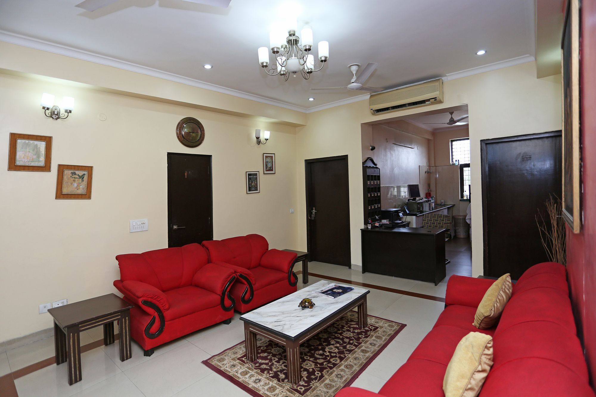 Oyo 9188 Near Dlf Phase 1 Hotel 2*