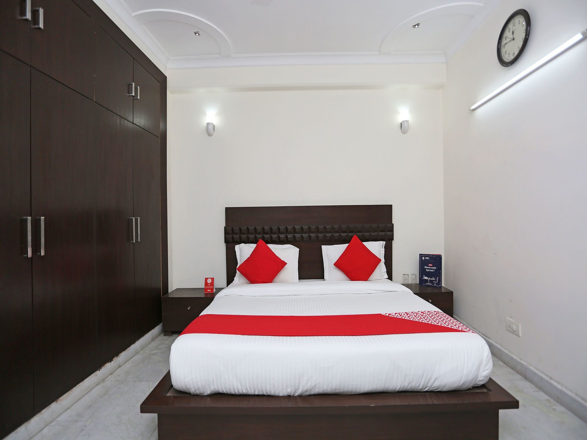 Hotel Oyo 15822 Ryan Residency 3*