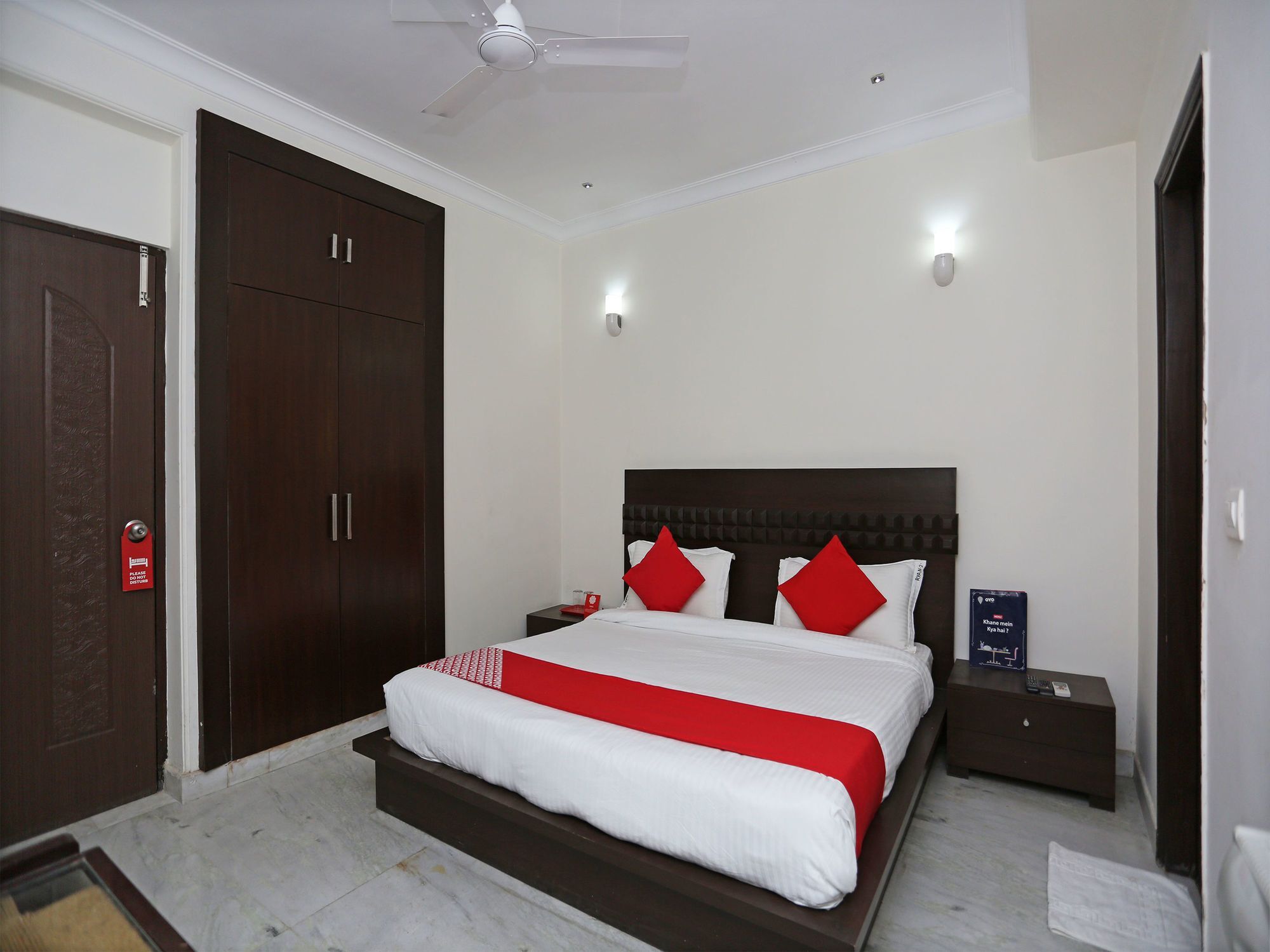 Hotel Oyo 15822 Ryan Residency Gurgaon