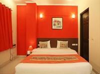 Hotel Oyo Dlf Mega Mall