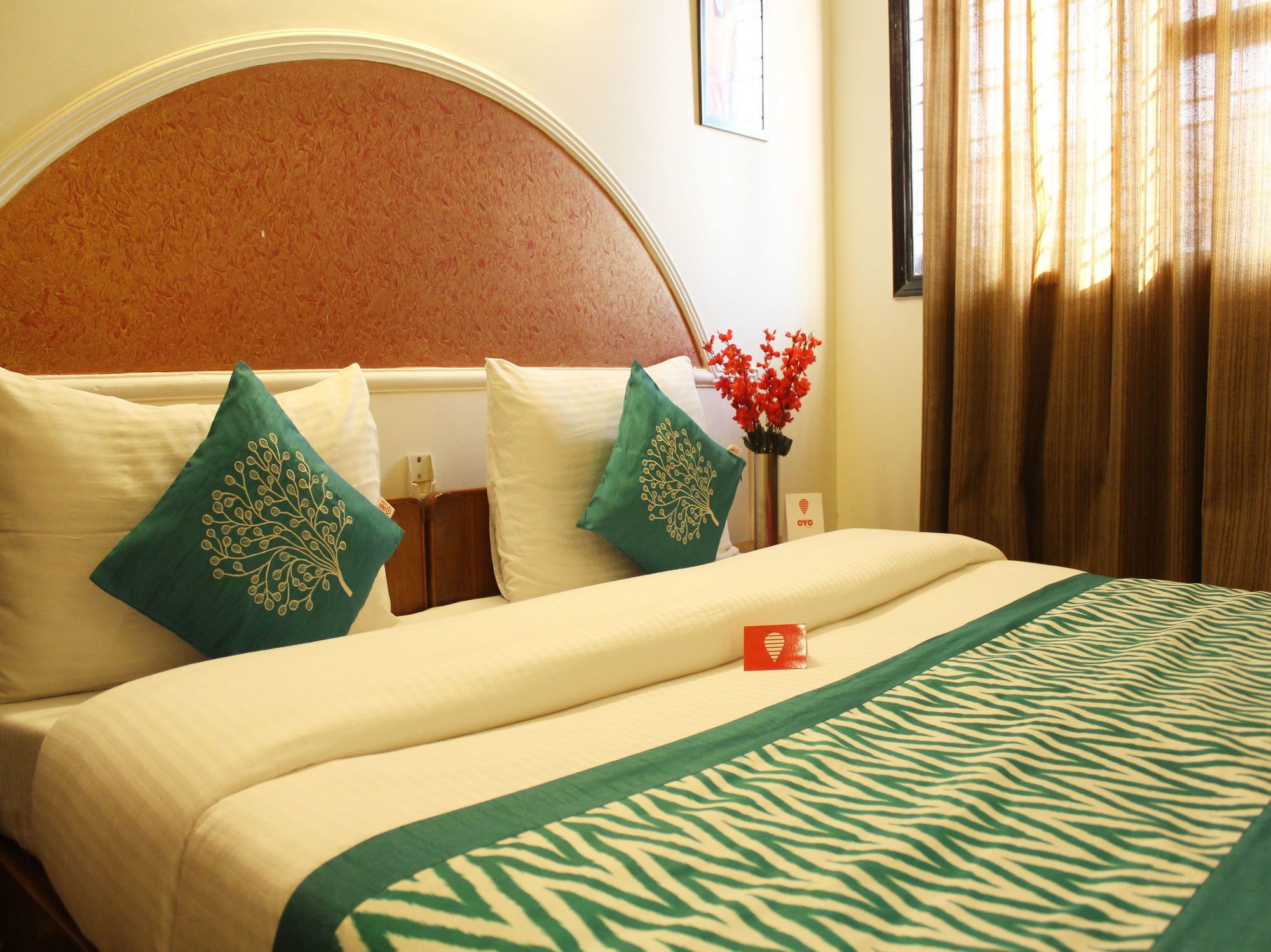 Hotel Oyo 3585 Near Galleria 2*