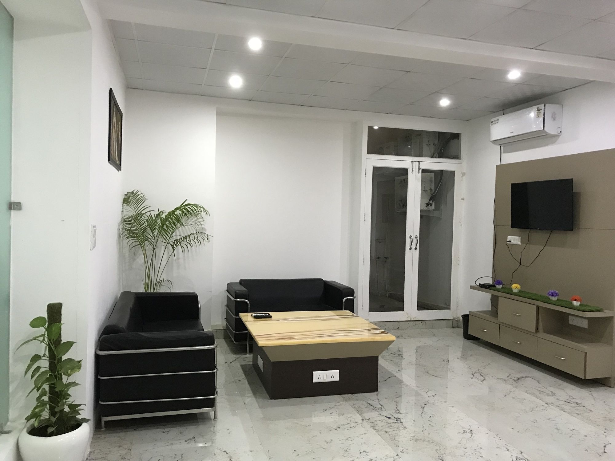 Rv Homes Sector 45 Hotel 3*