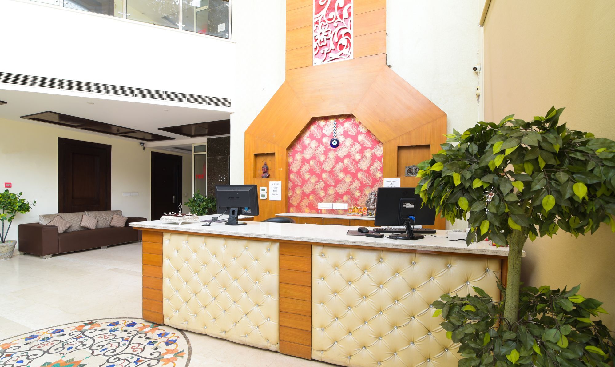 Hotel Treebo Q-cent 3*