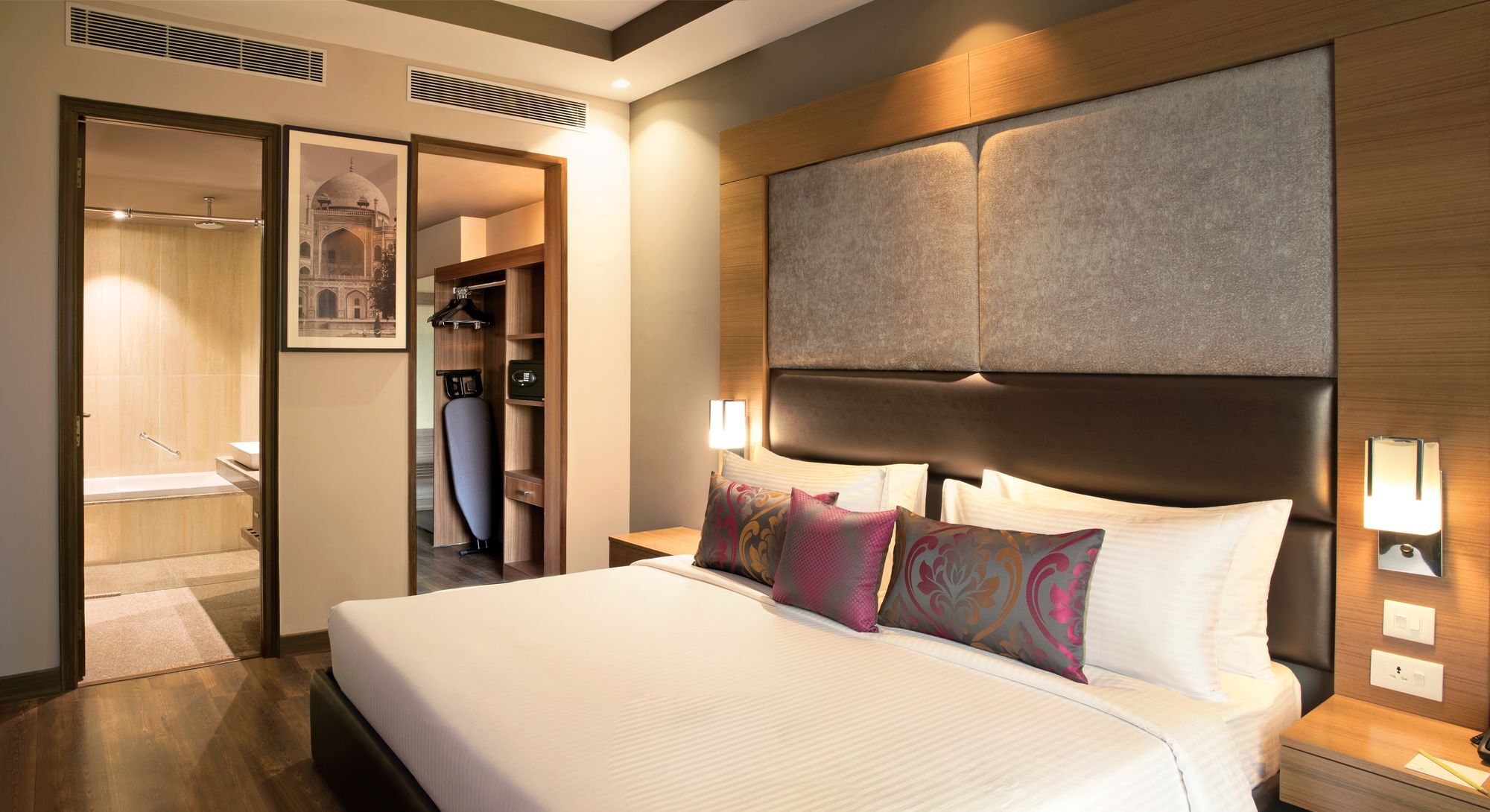 Hotel Lemon Tree Sohna Road 3*