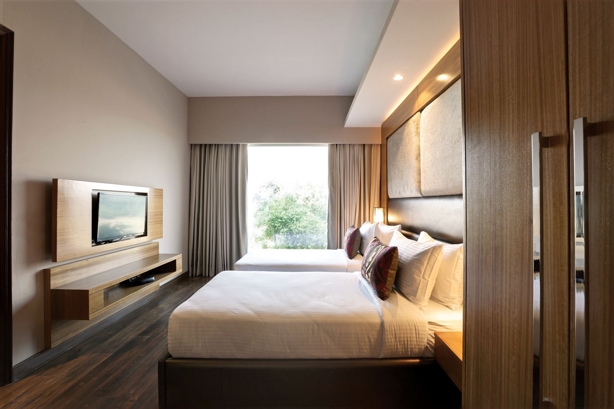 Lemon Tree Sohna Road Hotel Gurgaon