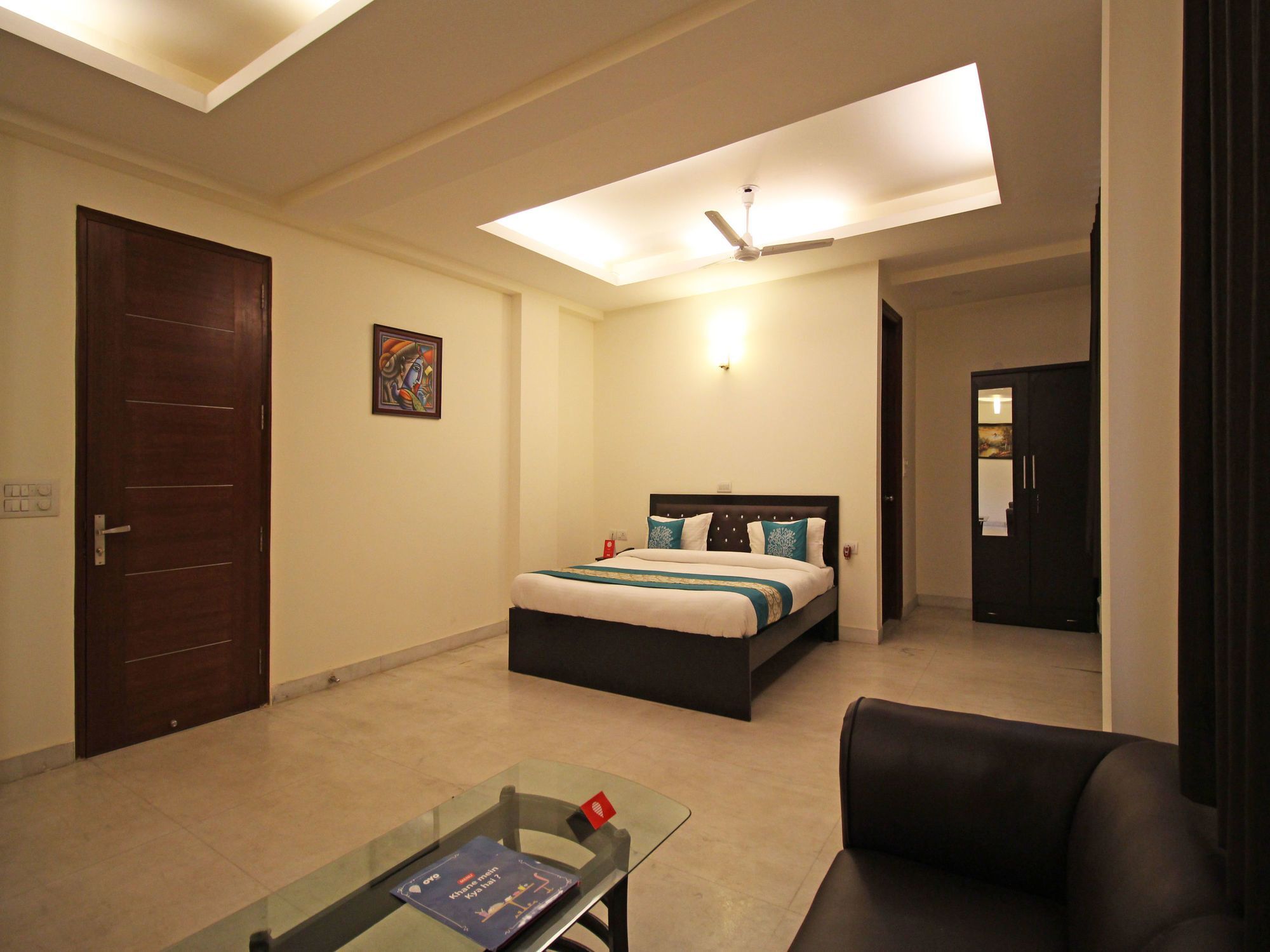 Oyo 5216 Aksh Palace 2*
