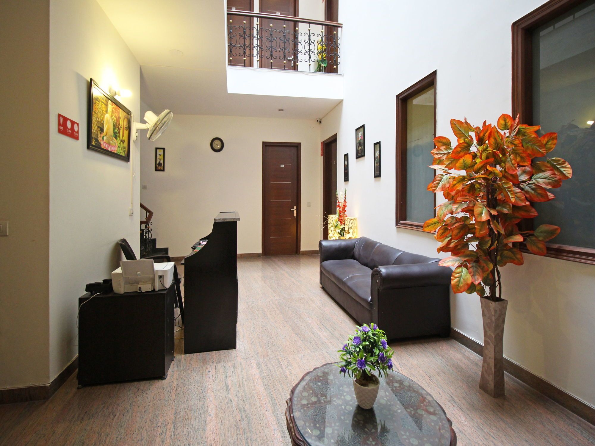 Oyo 5216 Aksh Palace Hotel