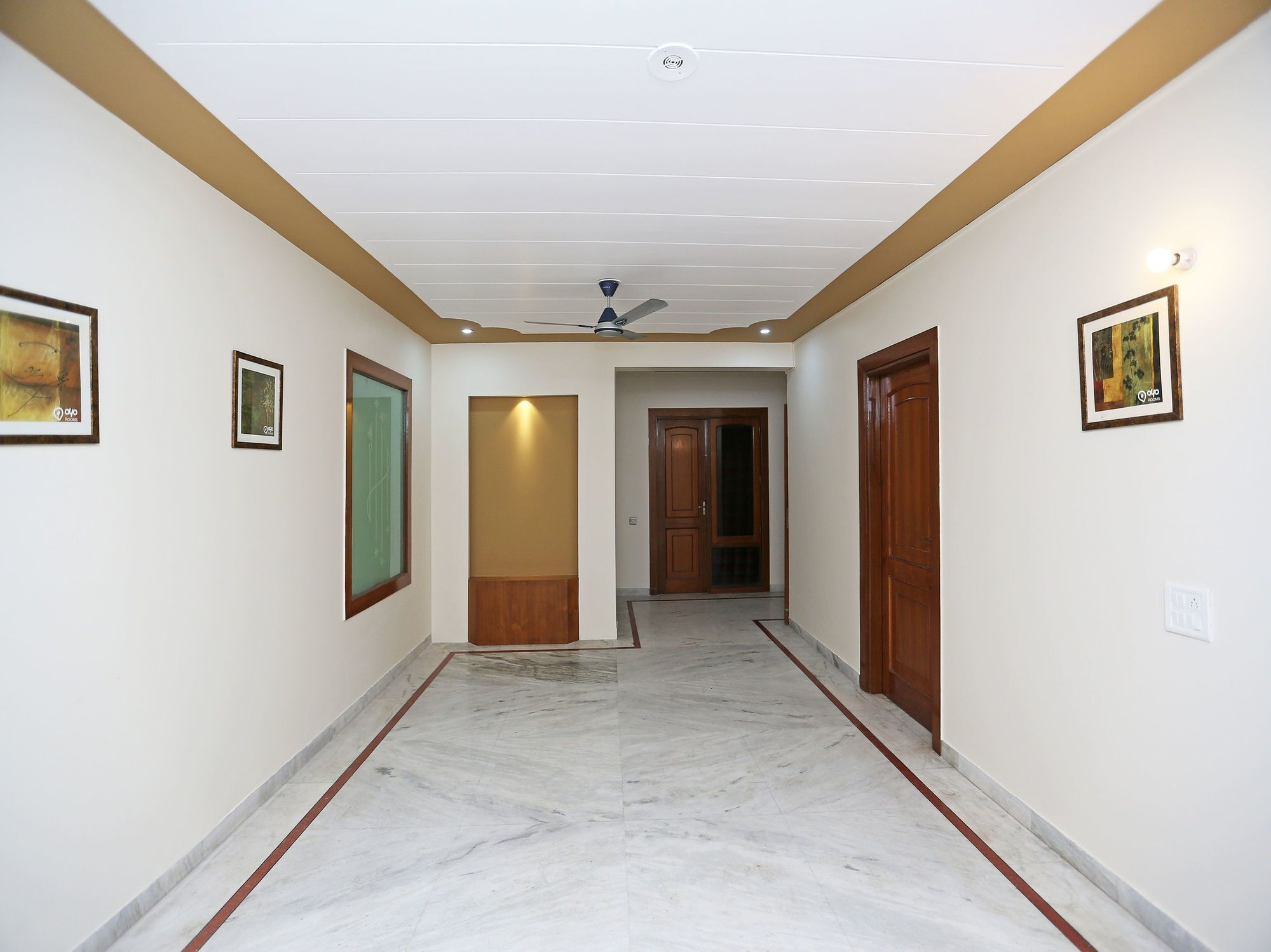 Oyo 9581 Milan Gurgaon