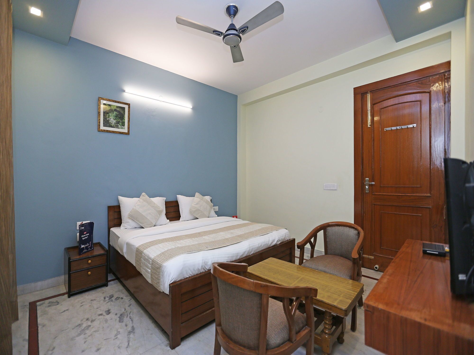 Oyo 9581 Milan Gurgaon
