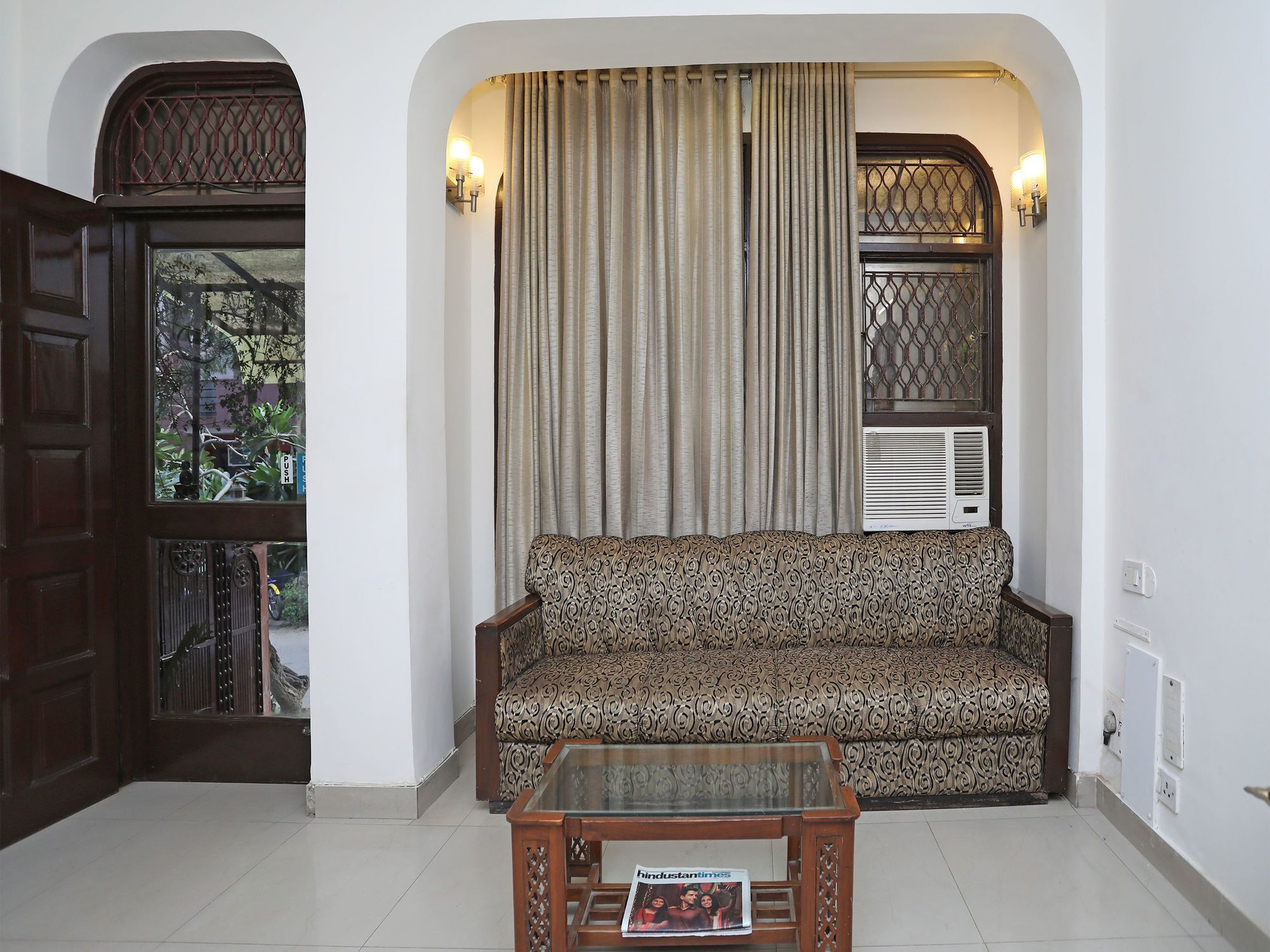 Hotel Oyo 9731 Acme Residency 3*