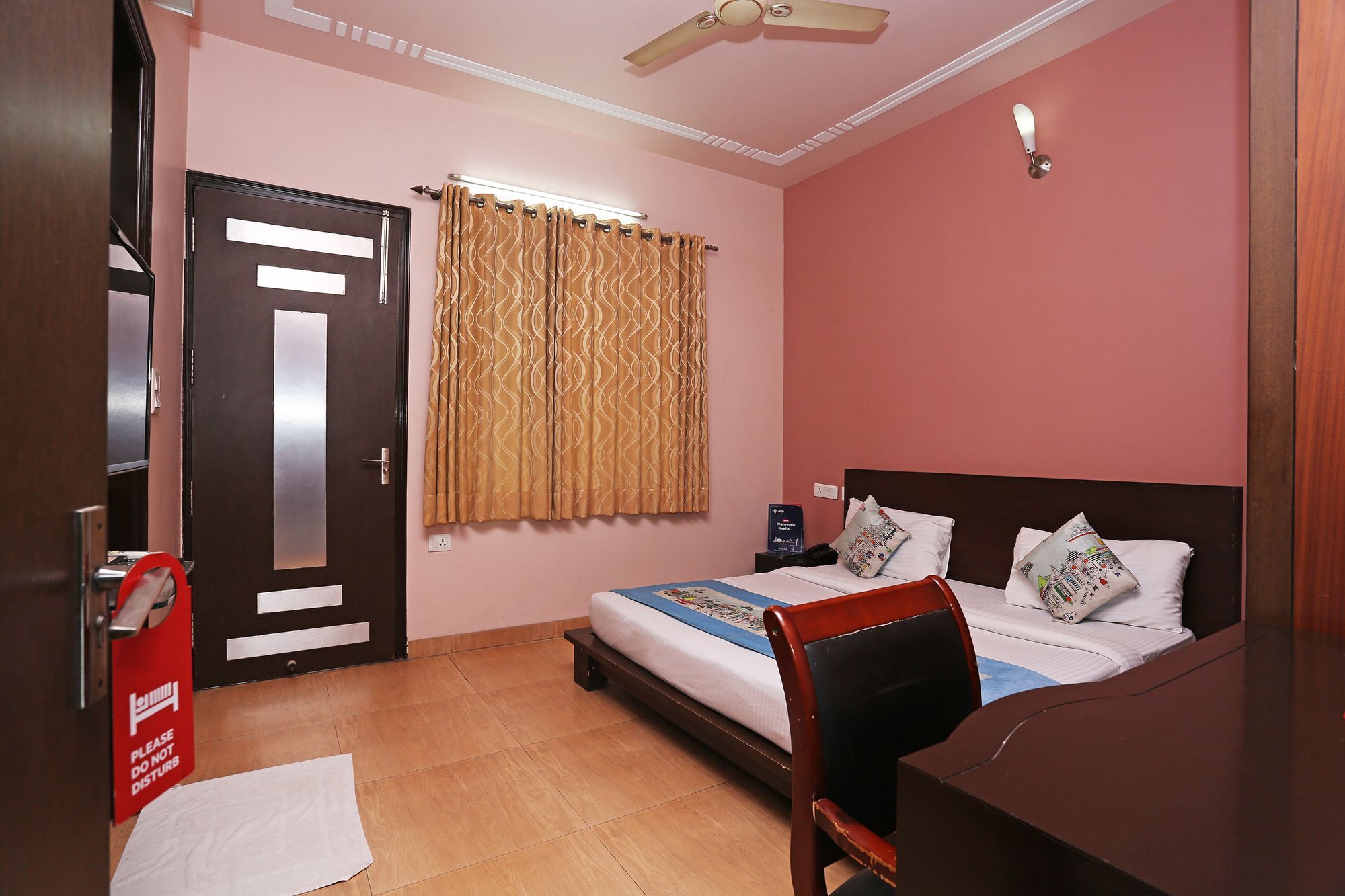 Hotel Oyo 9422 Corporate Prime Gurgaon