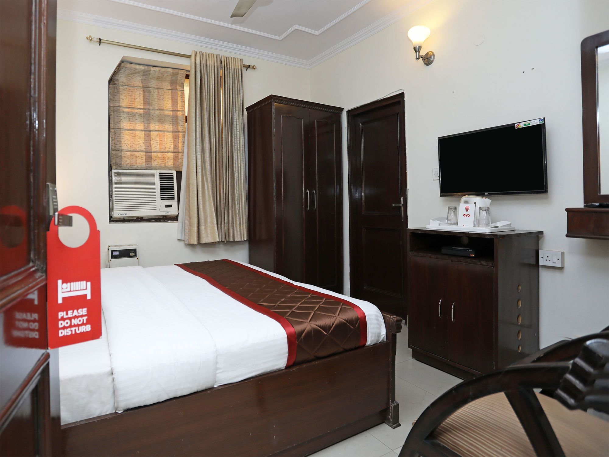 Oyo 9731 Acme Residency Hotel
