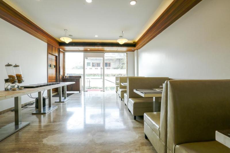 Treebo Premium Eden Residency Hotel Gurgaon