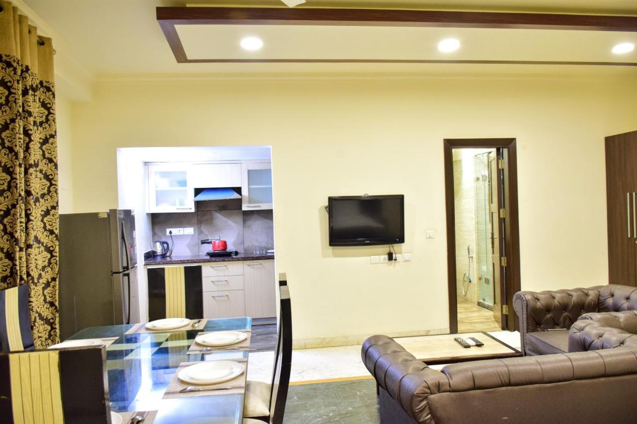 Hotel When In - Service Apartments, Next To Artemis Hospital 3*