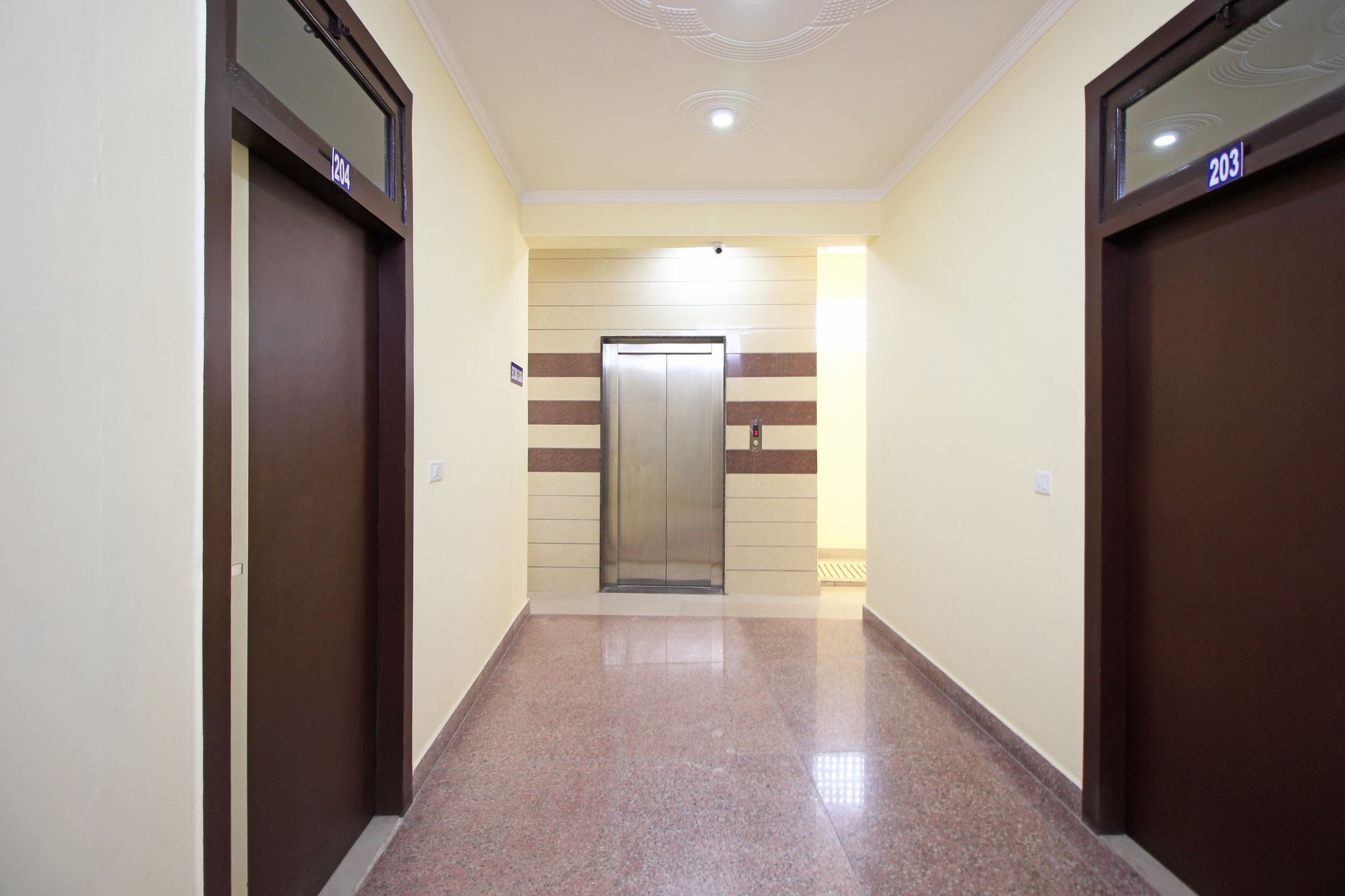 Hotel Oyo 8927 Us Executive 3*