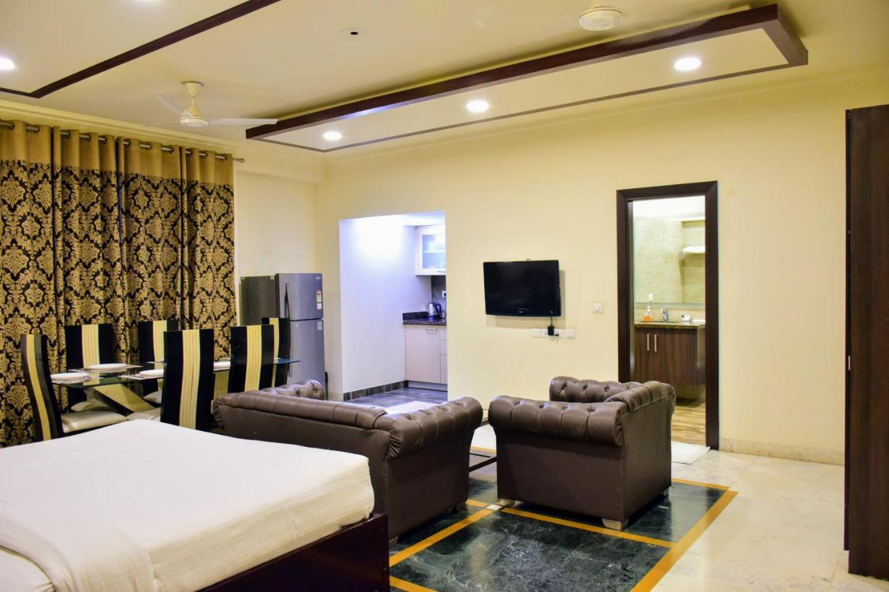 When In - Service Apartments, Next To Artemis Hospital