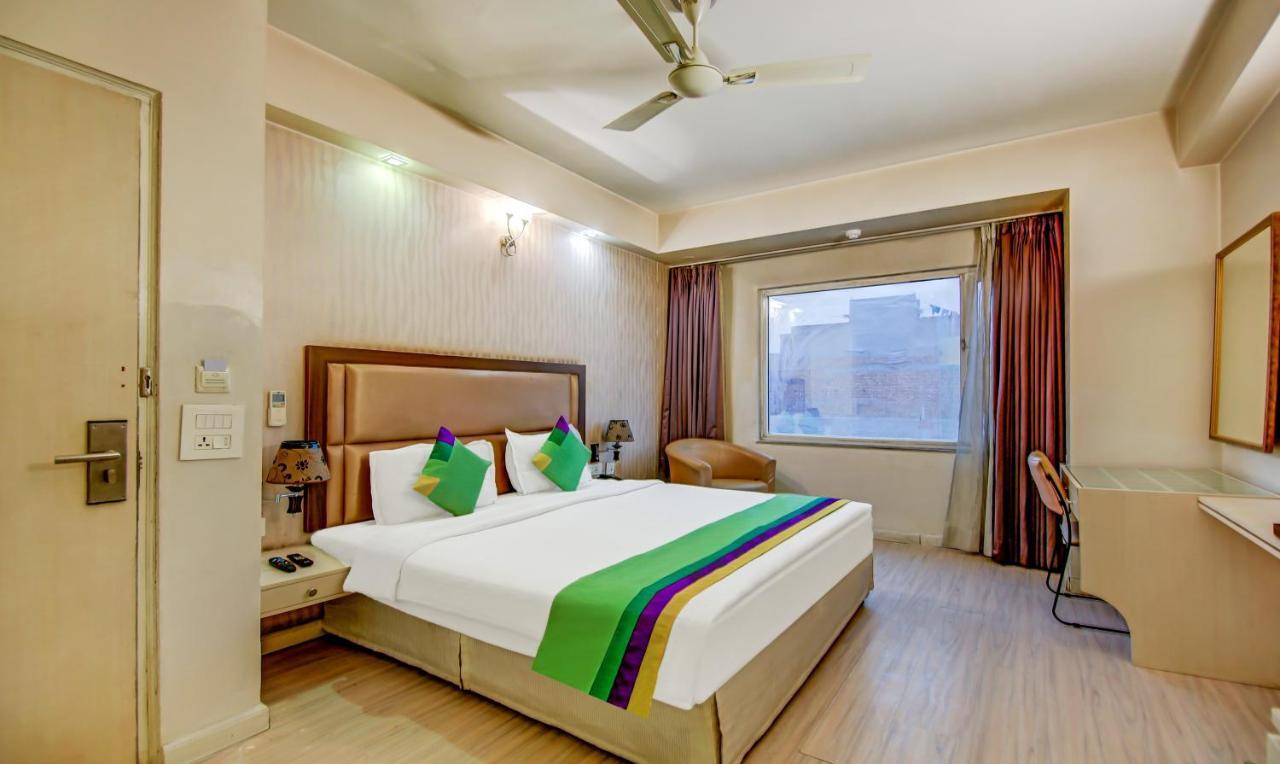 Hotel Manyaa Gurgaon