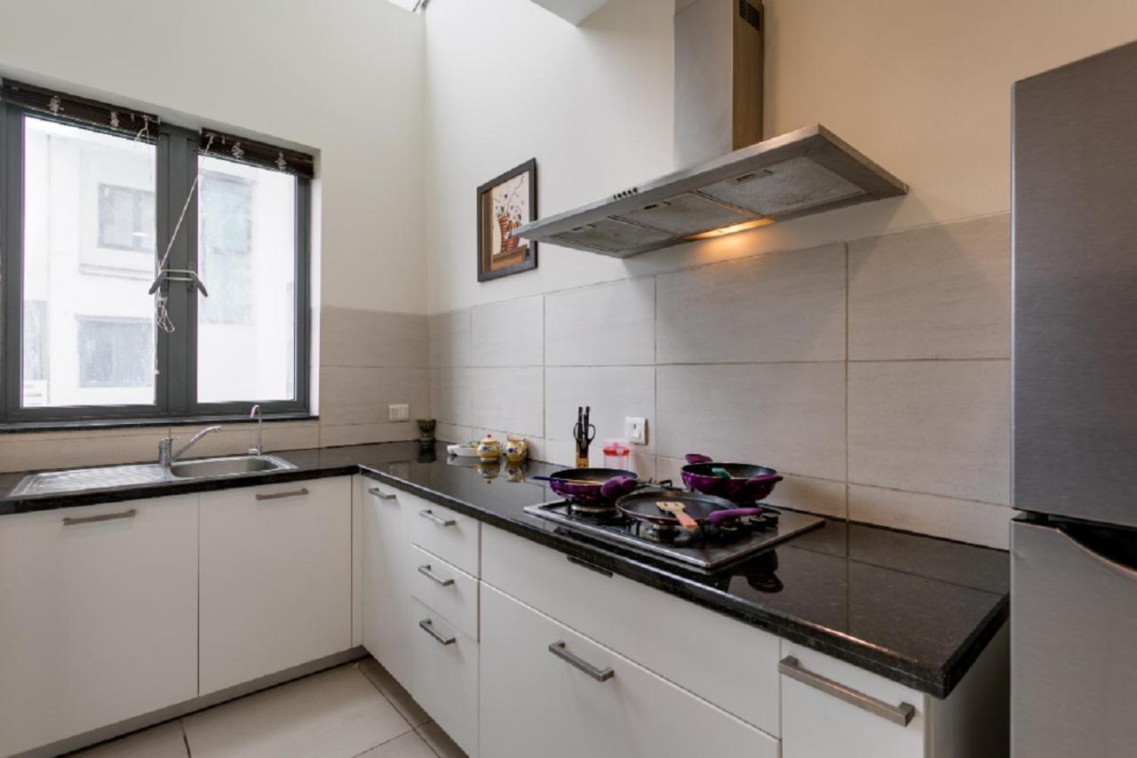 Apartment Hostie Eshana - Stylish 2bhk Duplex Near Golf Course Road *